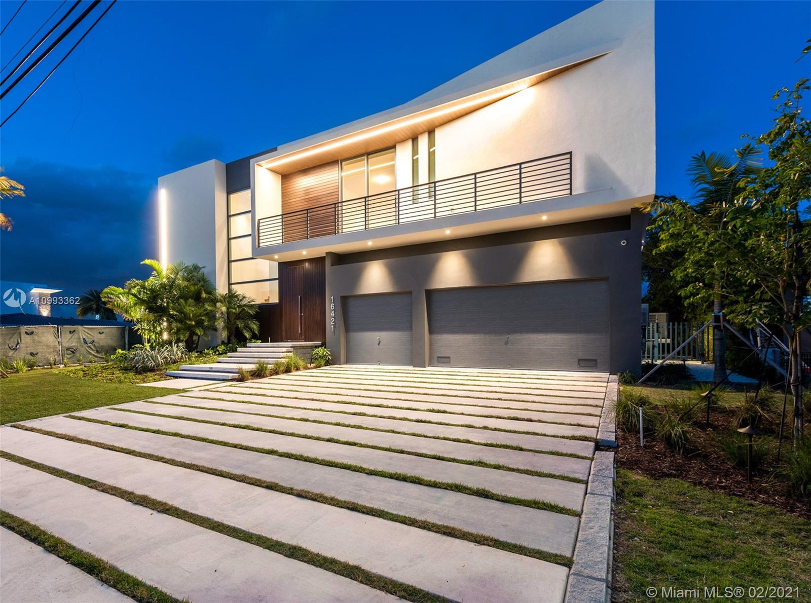 EASTERN SHORES - Residential