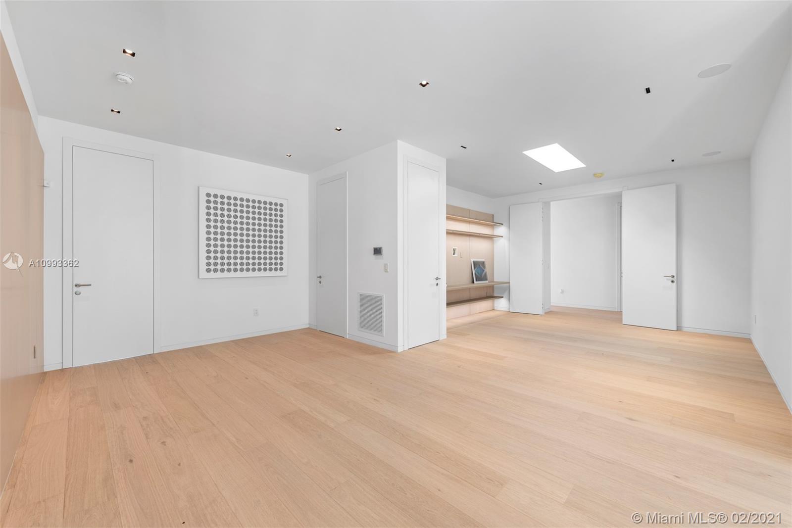 EASTERN SHORES - Residential