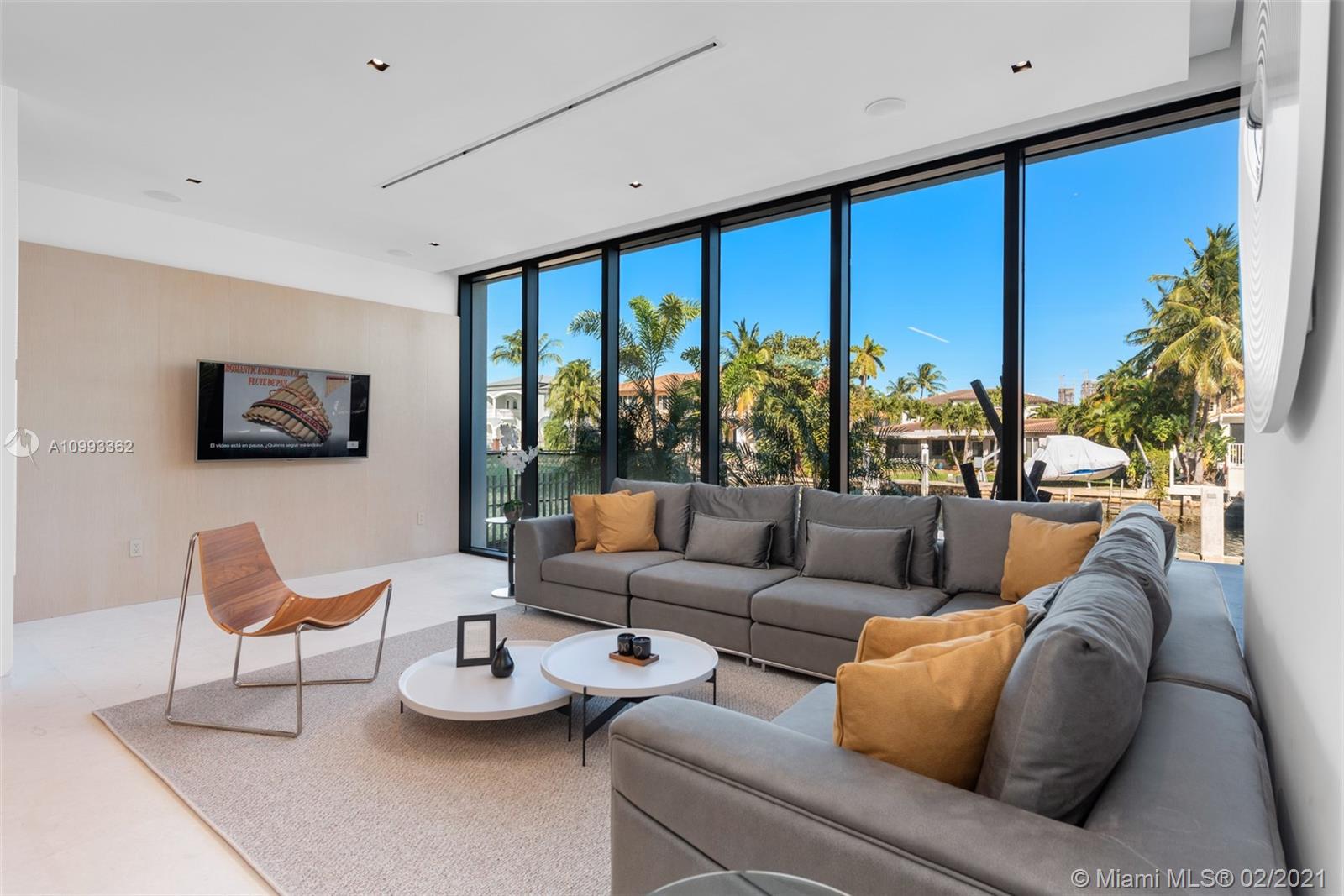 EASTERN SHORES - Residential