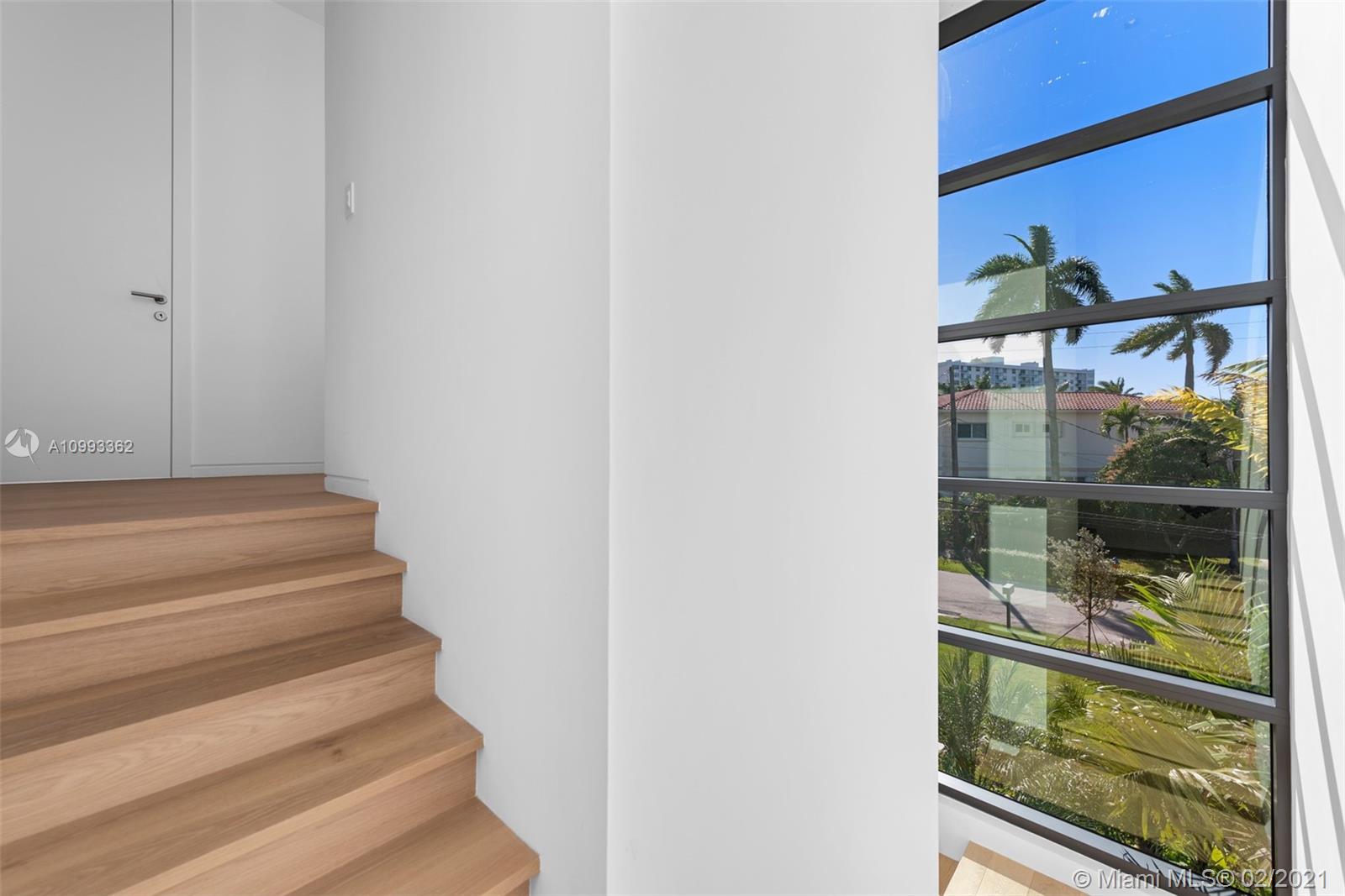 EASTERN SHORES - Residential