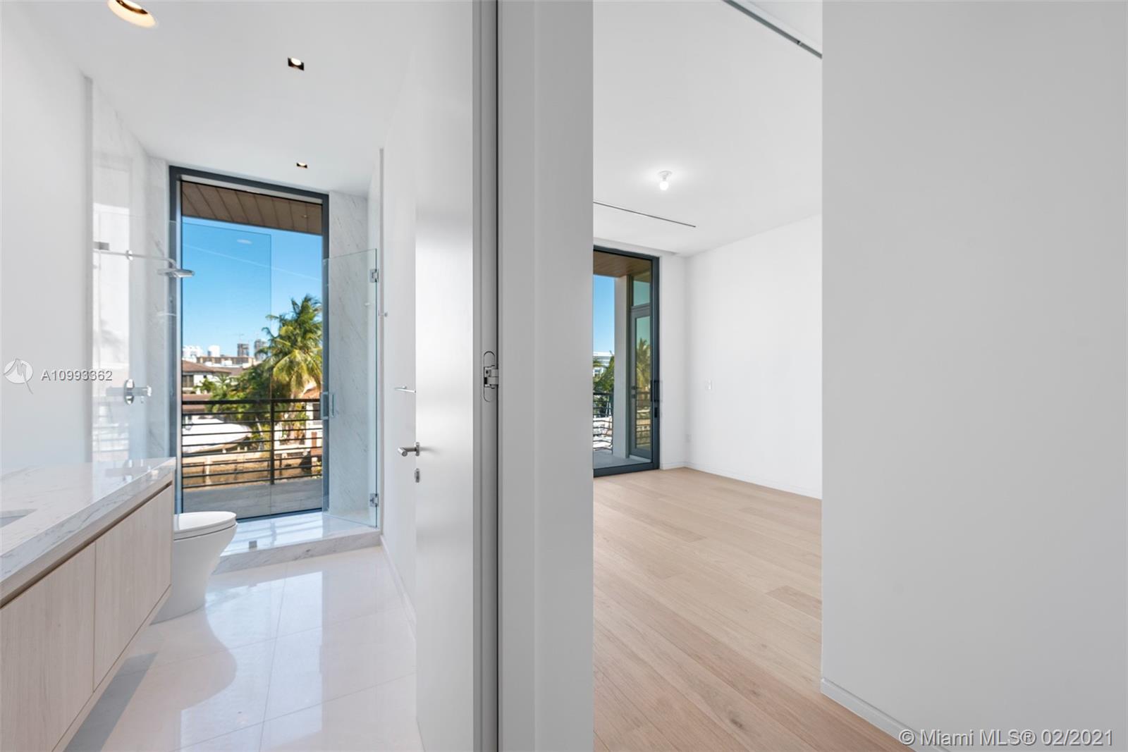 EASTERN SHORES - Residential