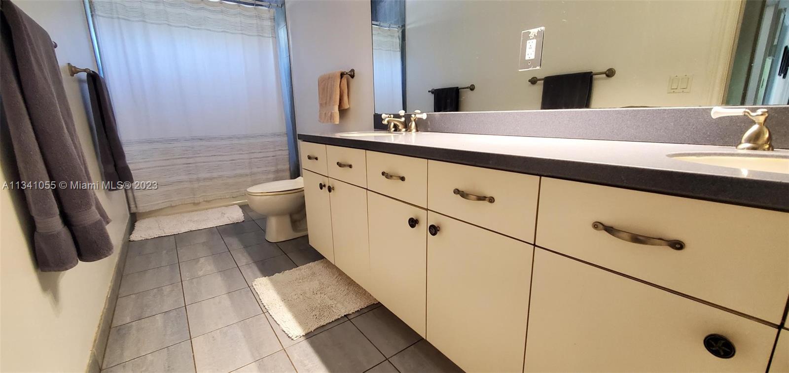 C GAB COUNTRY CLUB SEC 6 - Residential