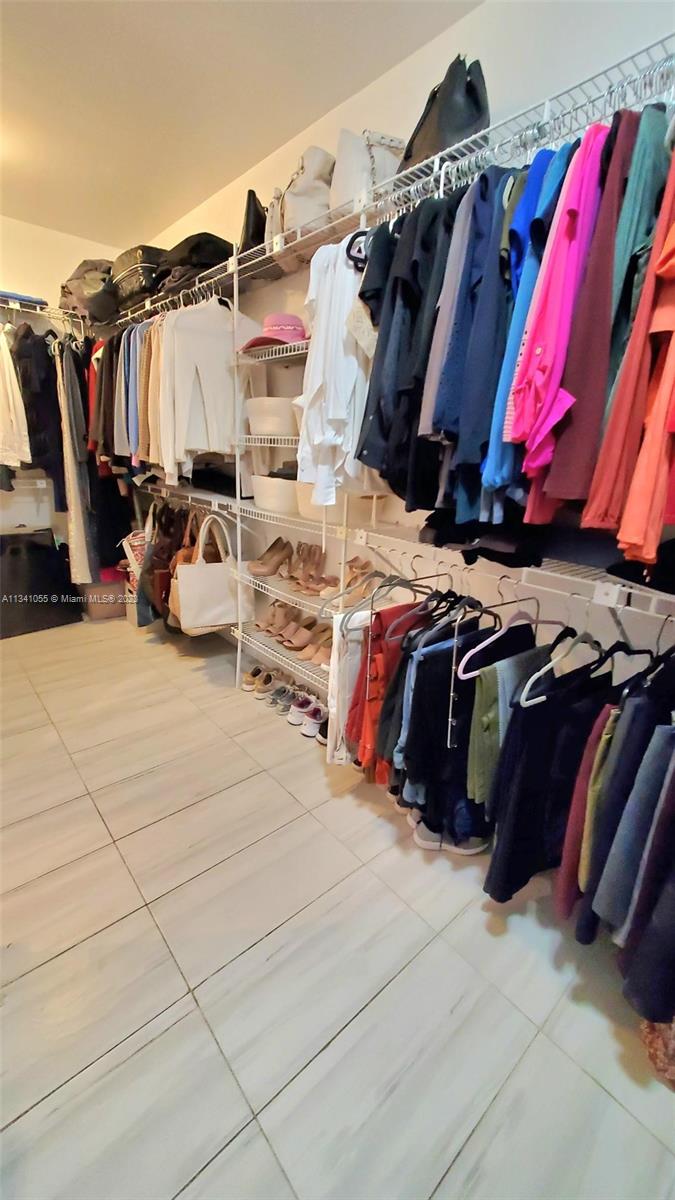 C GAB COUNTRY CLUB SEC 6 - Residential