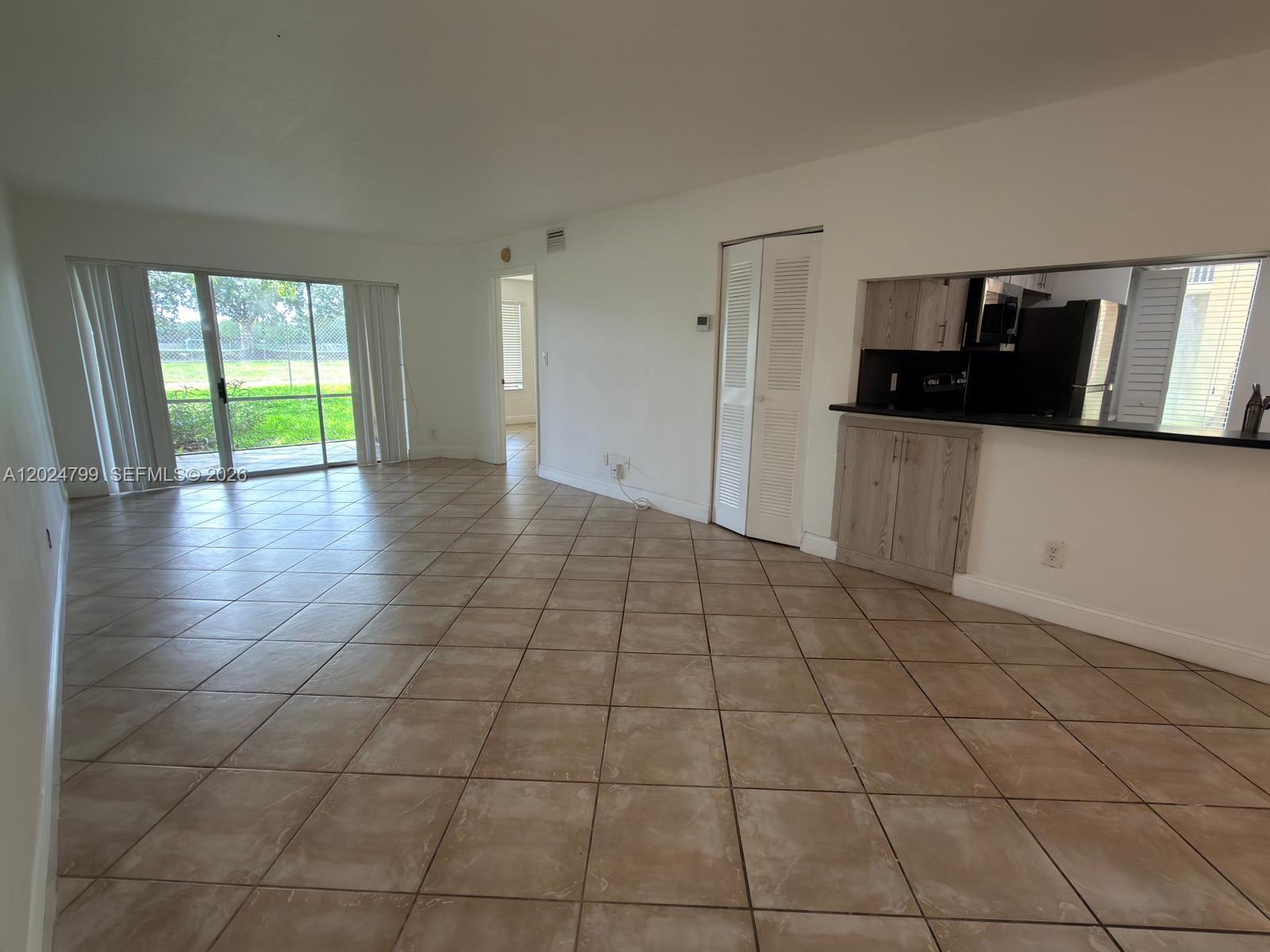1025 Coral Club Dr 1025