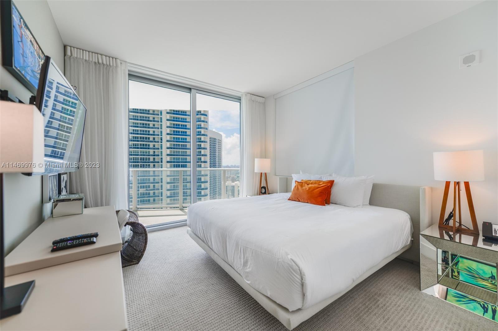4111 SOUTH OCEAN DRIVE CO - Residential