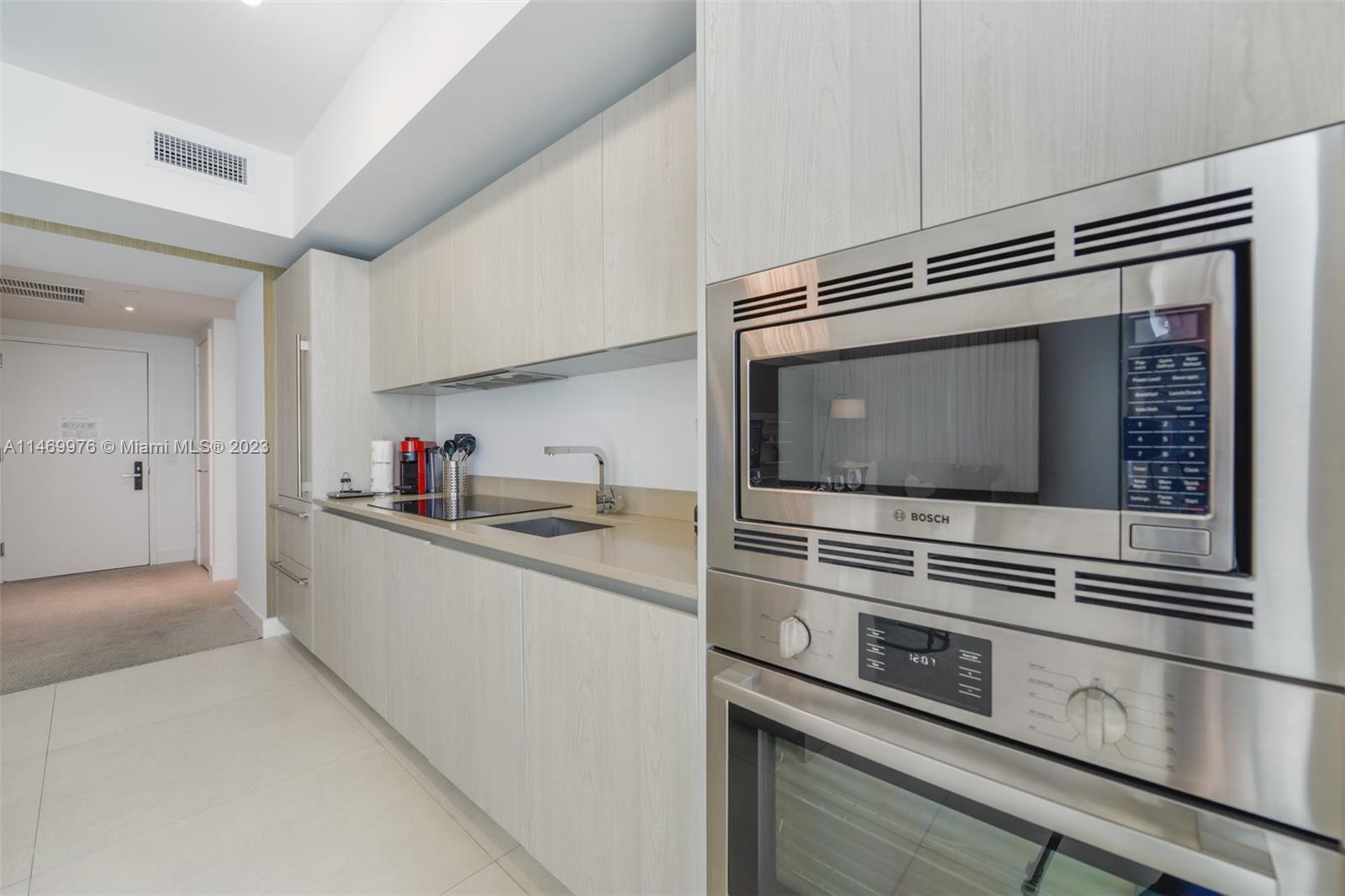 4111 SOUTH OCEAN DRIVE CO - Residential