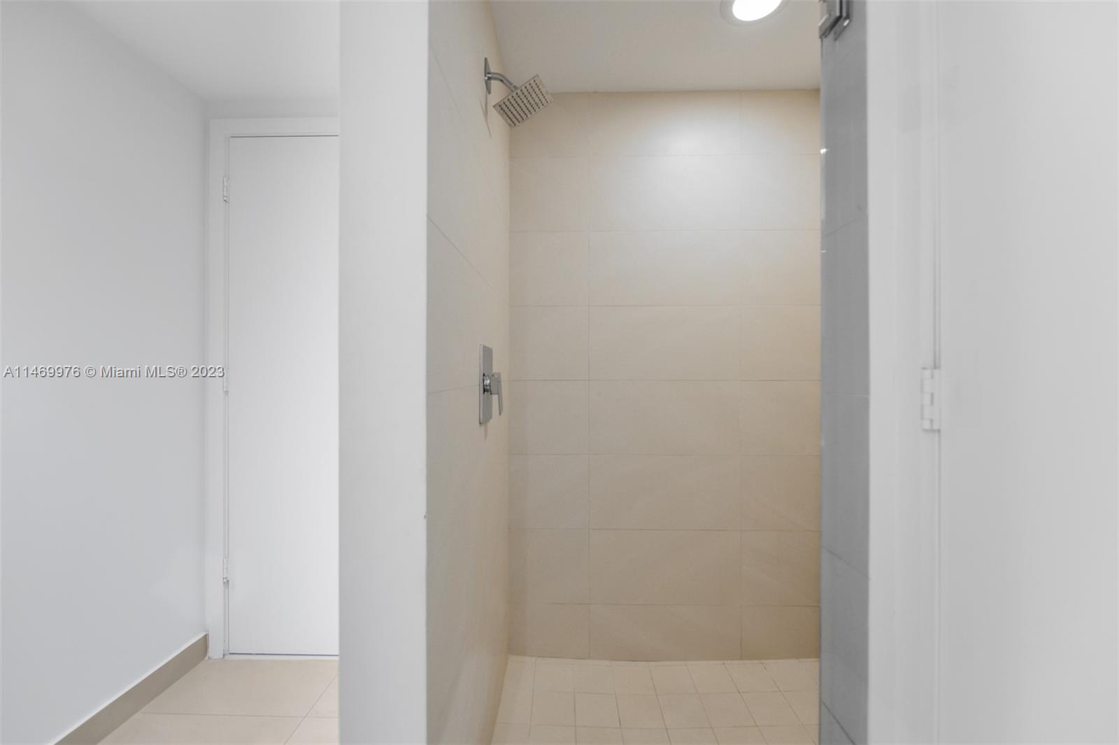 4111 SOUTH OCEAN DRIVE CO - Residential