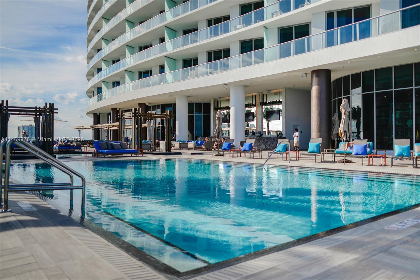 4111 SOUTH OCEAN DRIVE CO - Residential