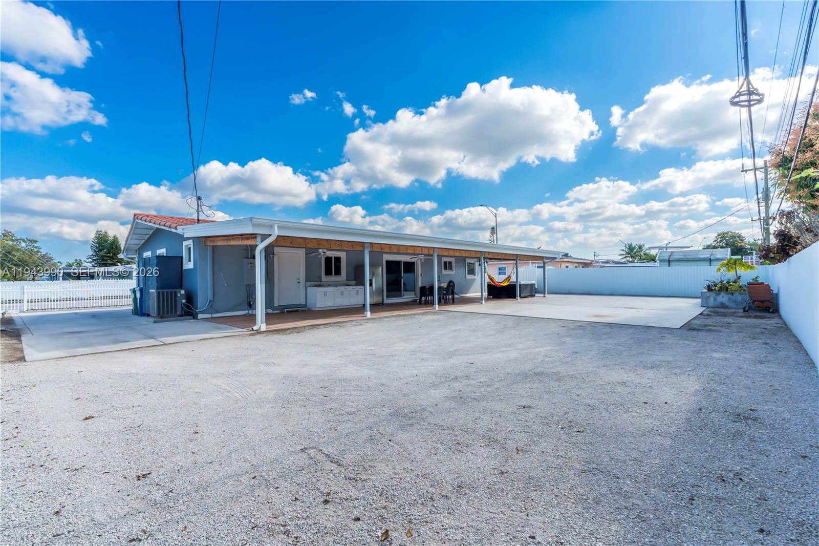 CAROL CITY - Residential