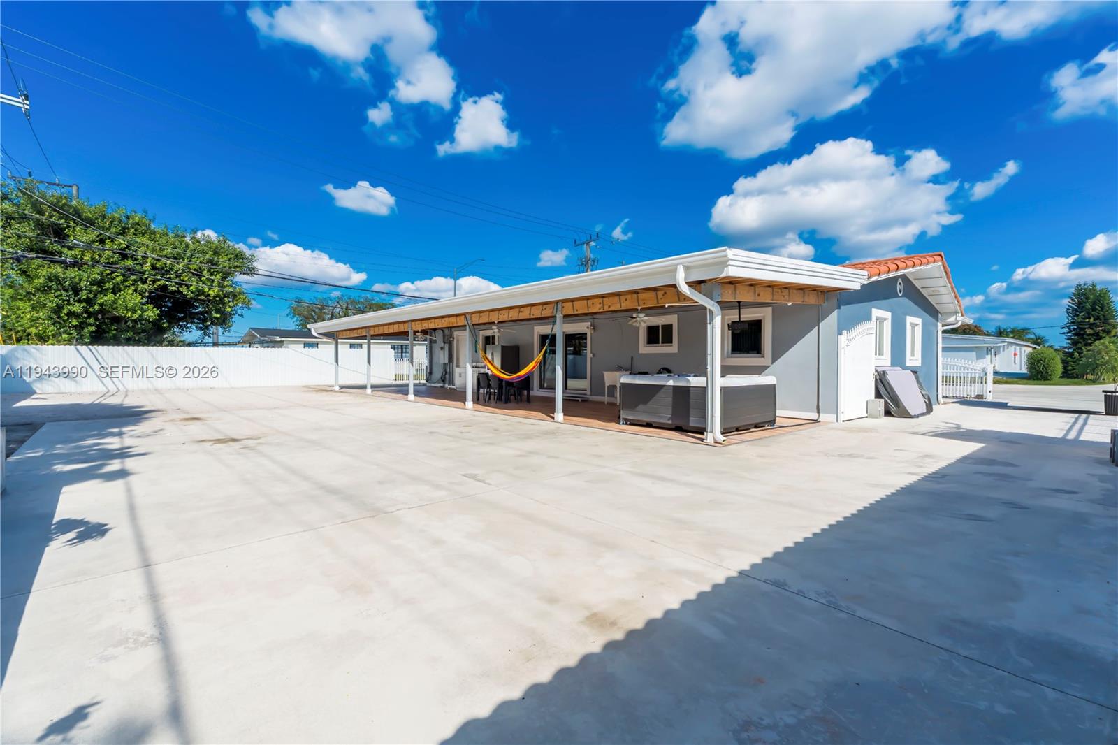 CAROL CITY - Residential