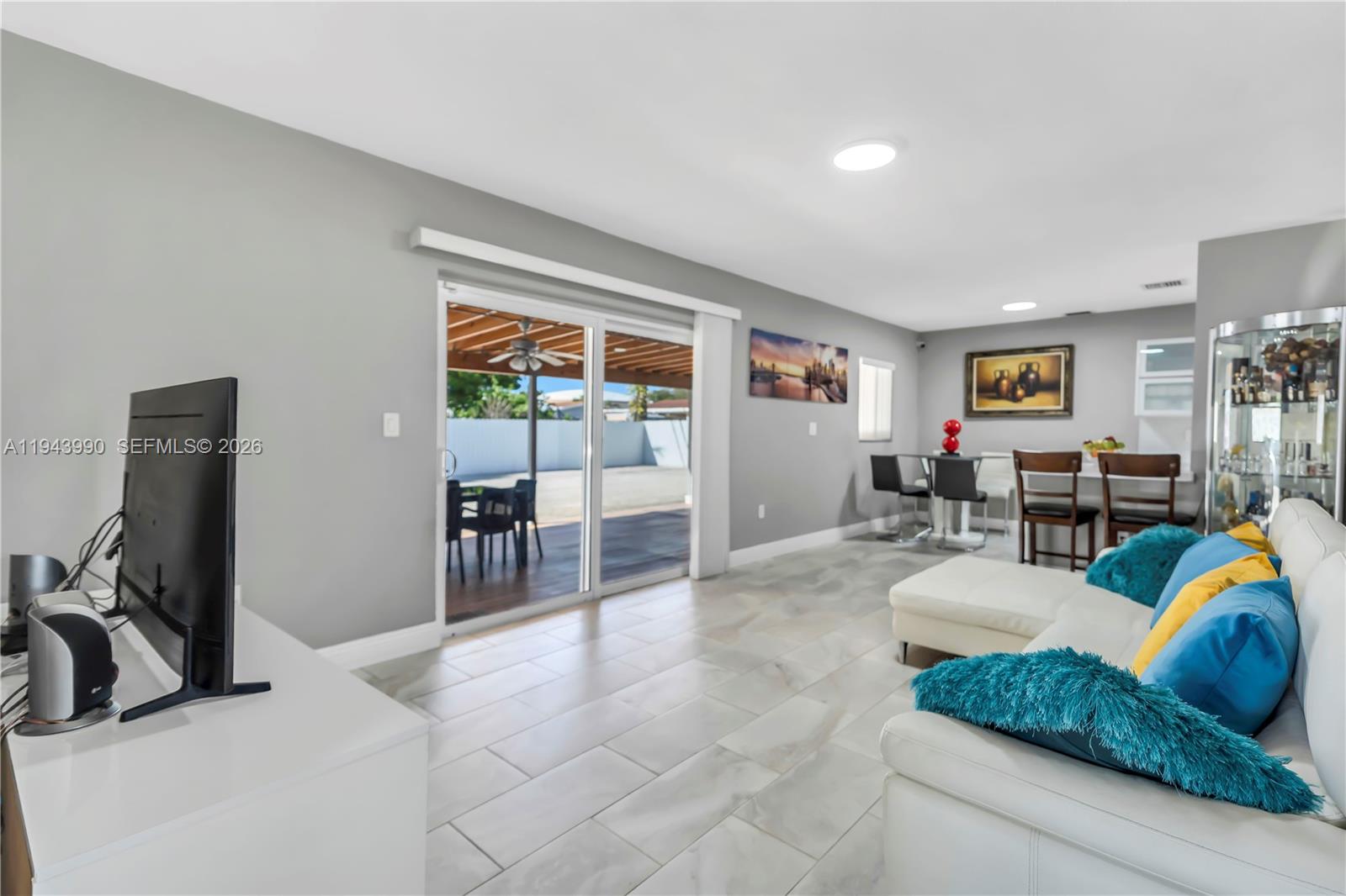 CAROL CITY - Residential