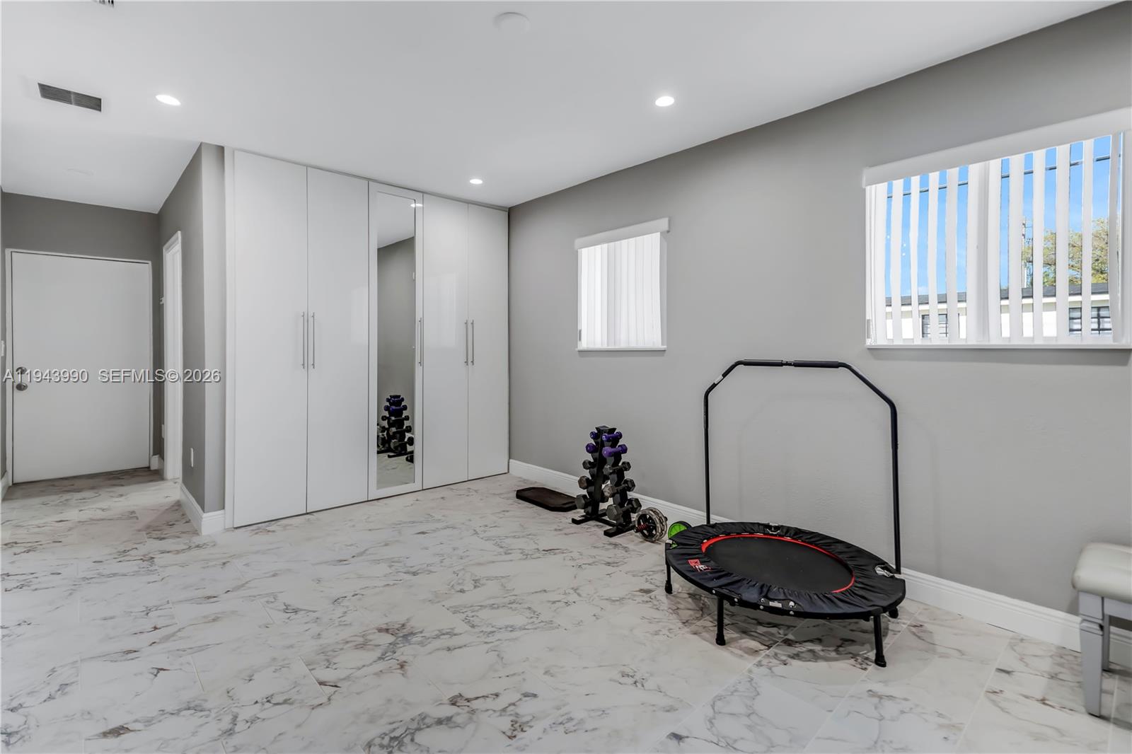 CAROL CITY - Residential