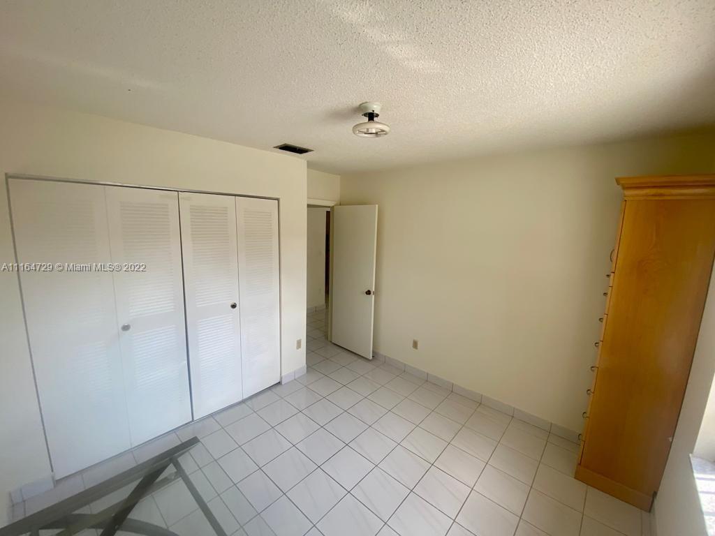 MICHELLE JARDINS NO 2 - Residential