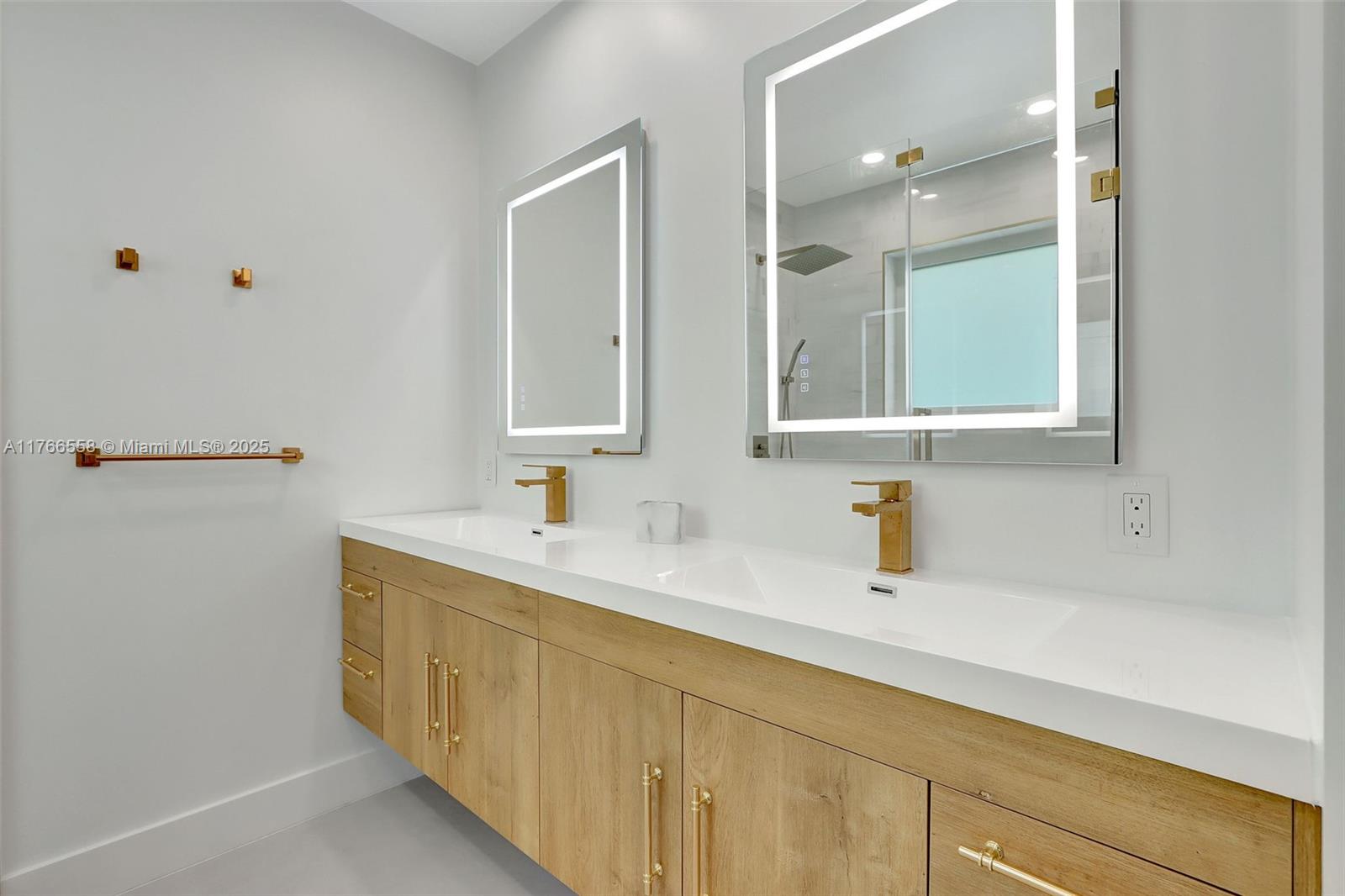 Property for Sale at 646 Ne 114th St, Biscayne Park, Miami-Dade County, Florida - Bedrooms: 3 
Bathrooms: 2  - $1,420,000