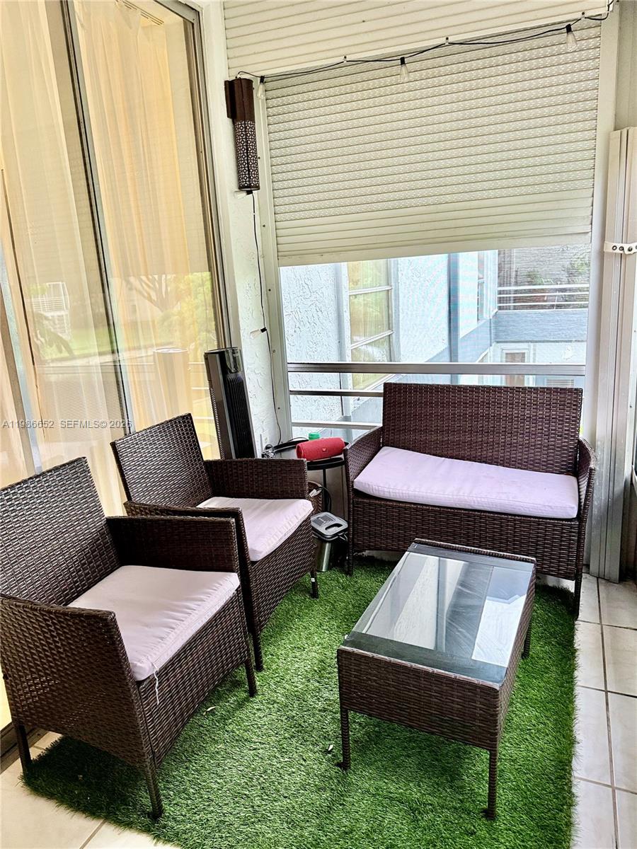 SANDS POINT CONDOMINIUM I - Residential