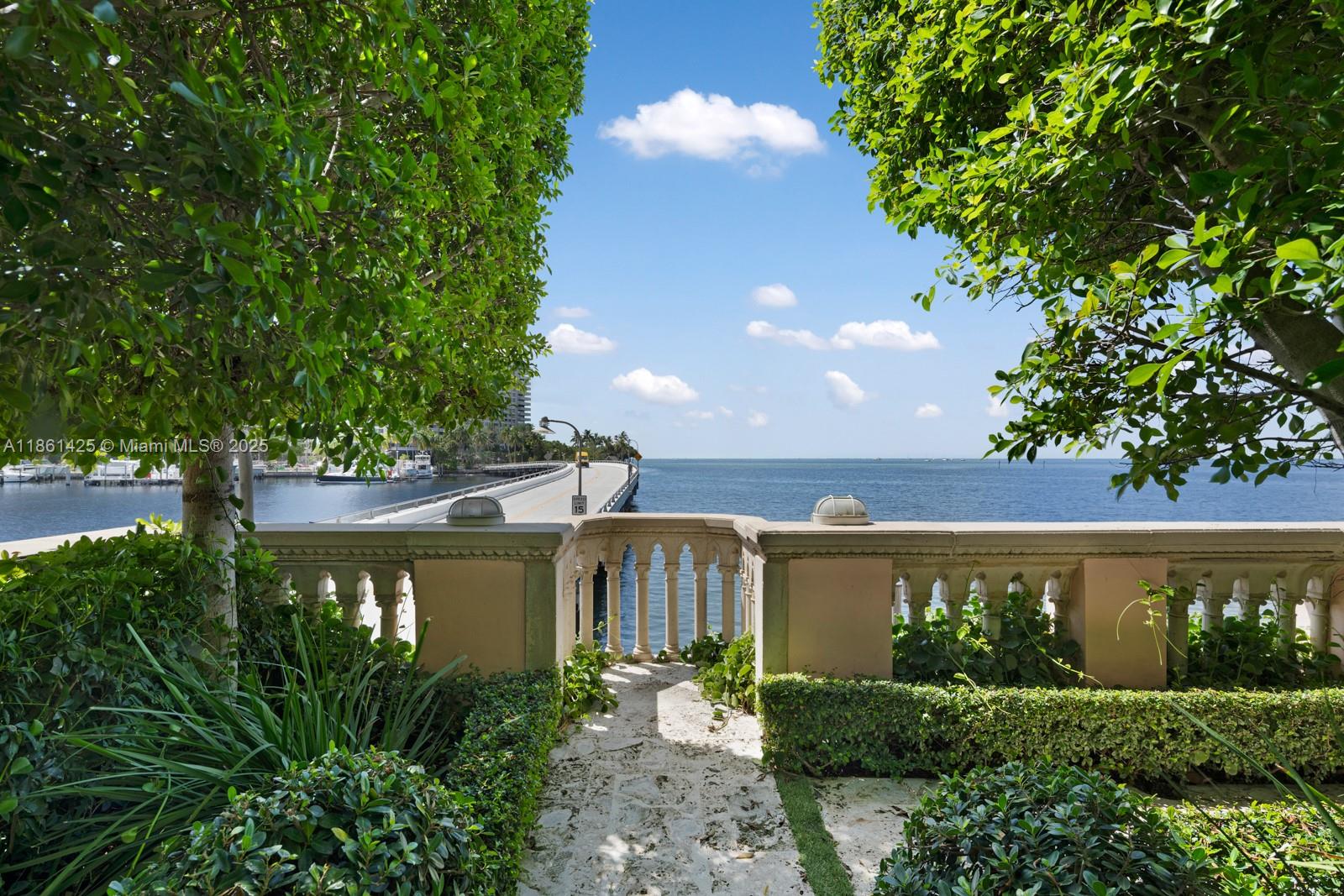 Tenzer Plat - Residential