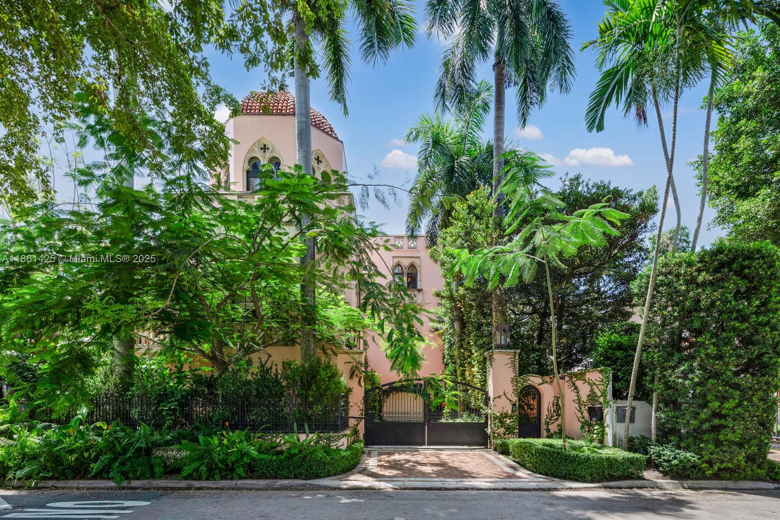 1840 S Bayshore Ln
