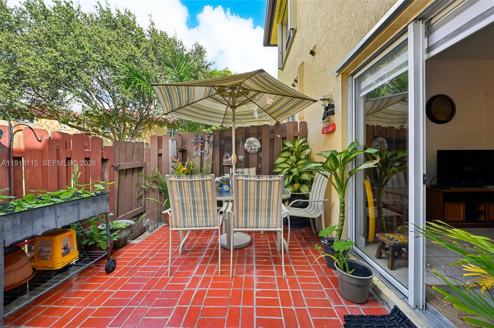 VILLAS AT CARMEL CONDO NO - Residential