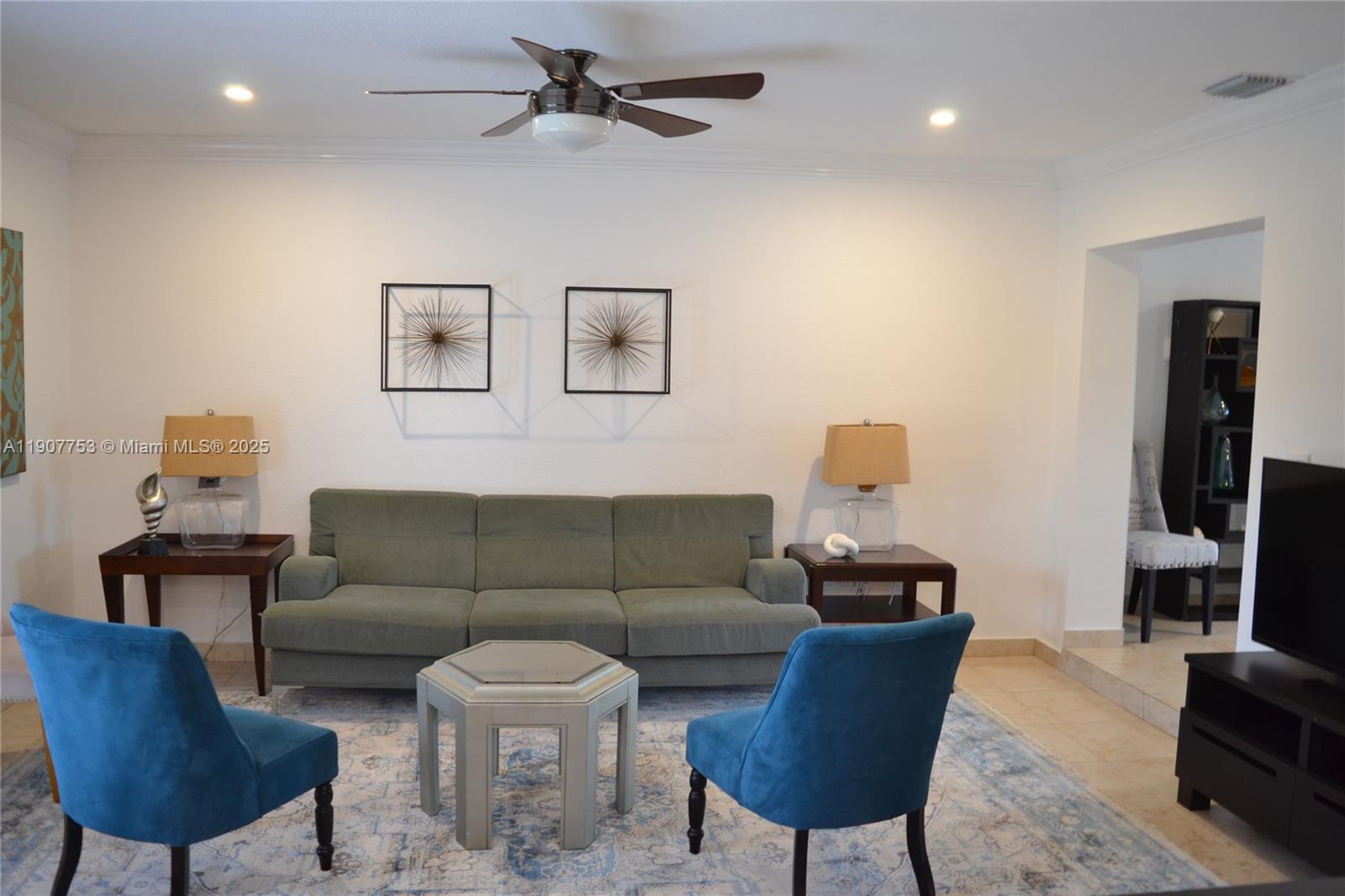 CORAL GLADE HEIGHTS - Residential Lease