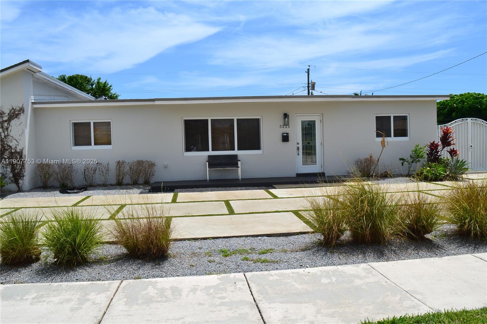 CORAL GLADE HEIGHTS - Residential Lease