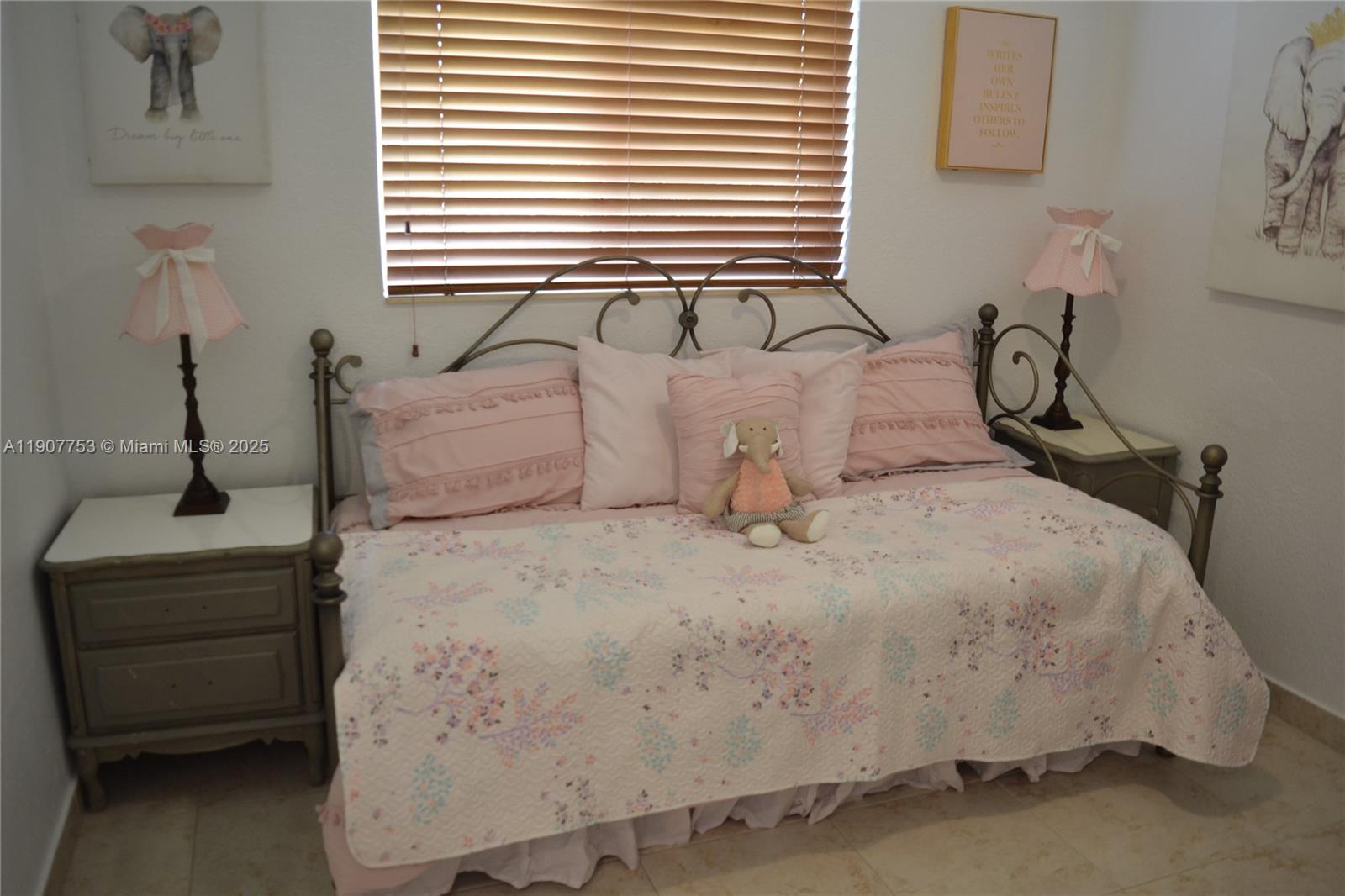 CORAL GLADE HEIGHTS - Residential Lease