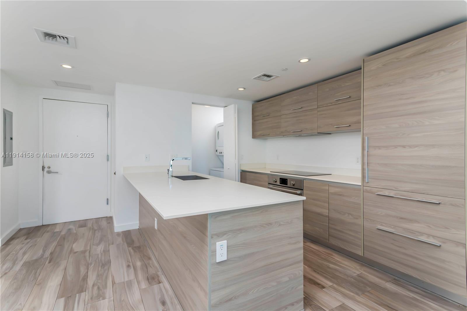 1300 S MIAMI AVENUE CONDO - Residential Lease