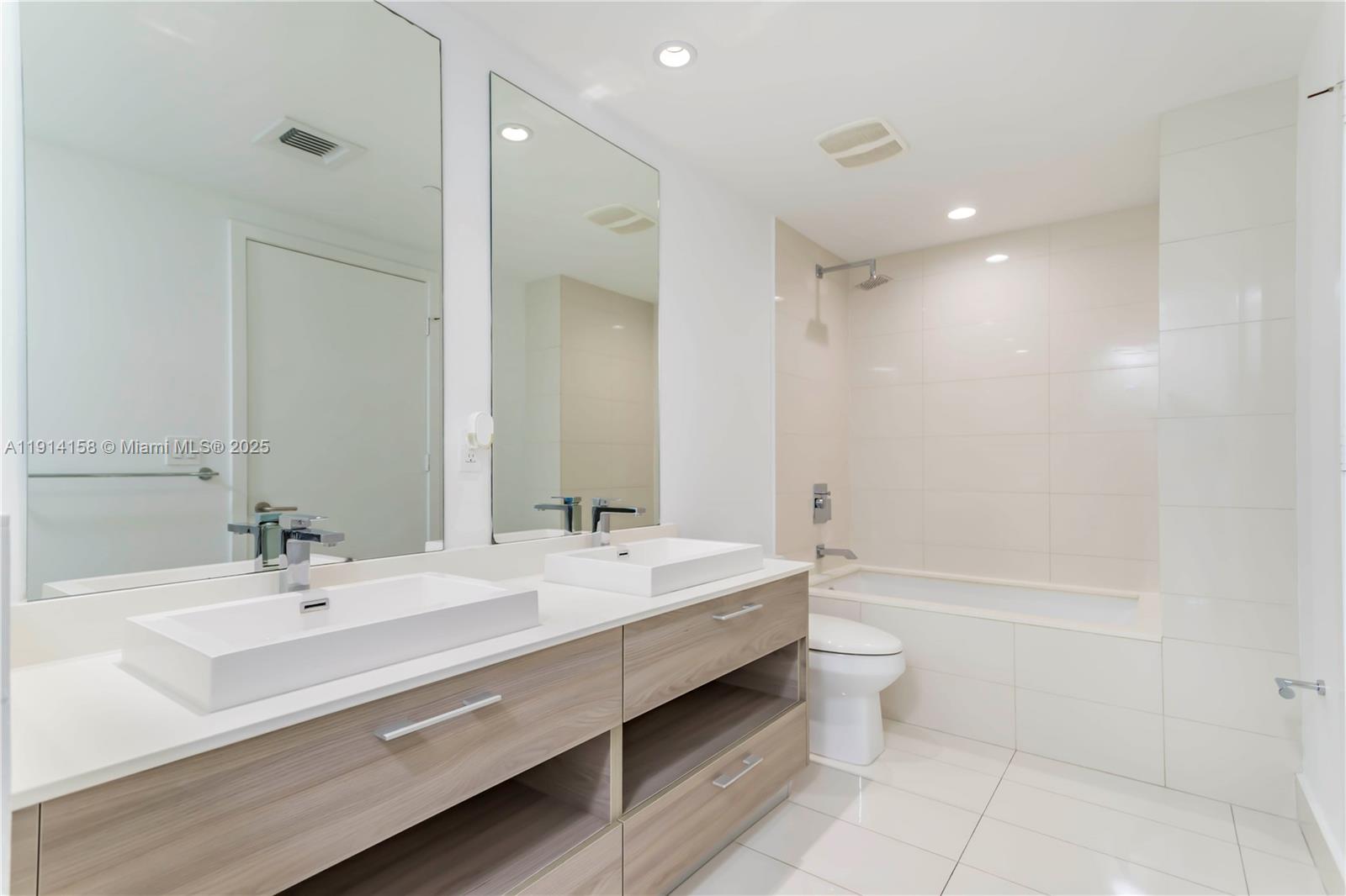 1300 S MIAMI AVENUE CONDO - Residential Lease