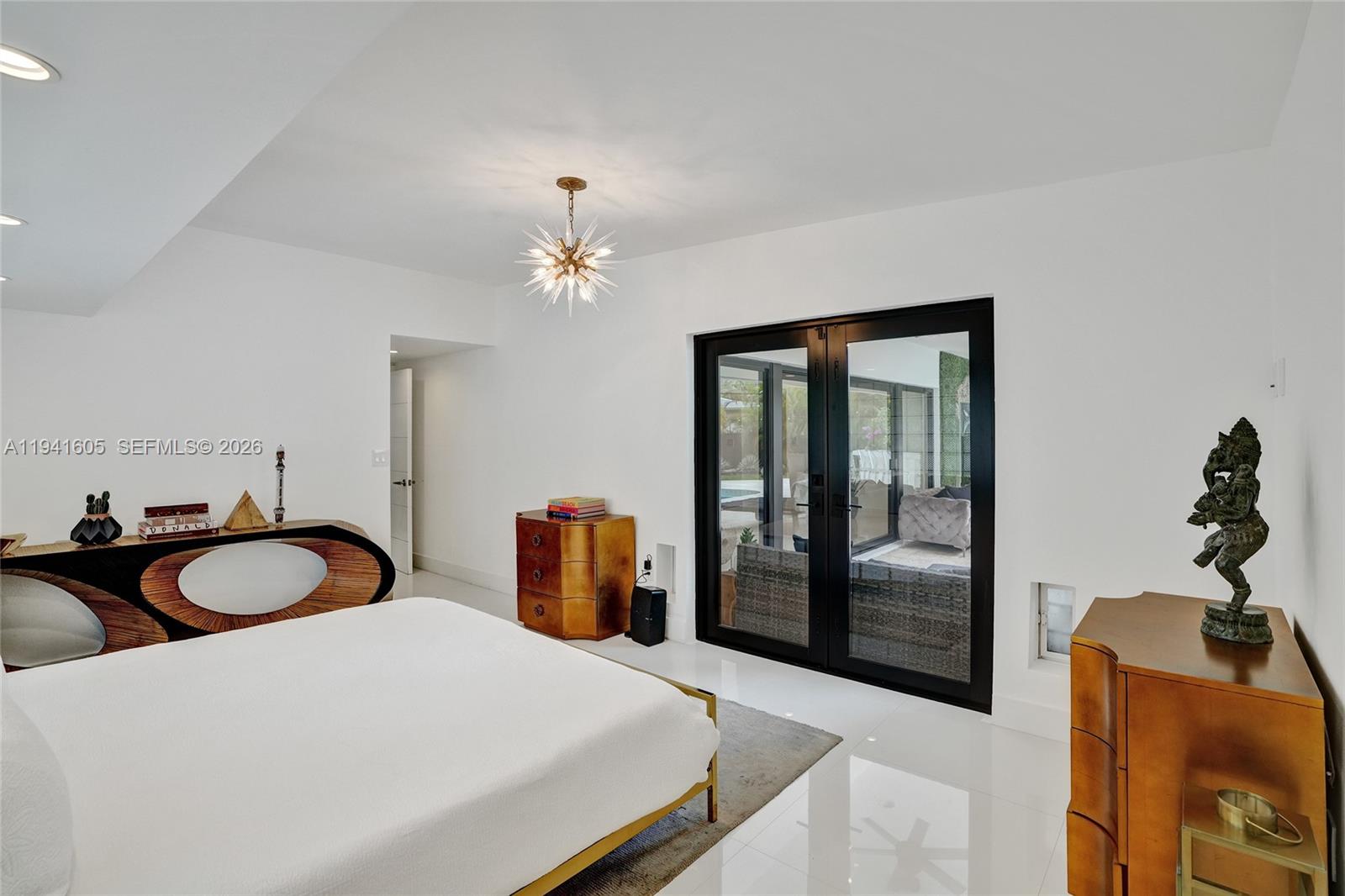 SKY LAKE - Residential