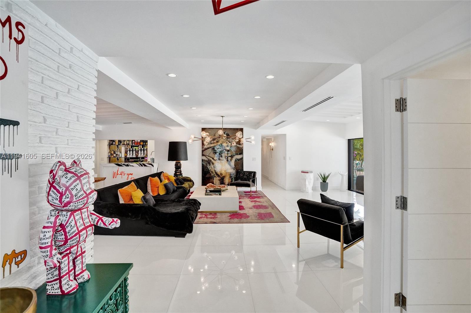 SKY LAKE - Residential