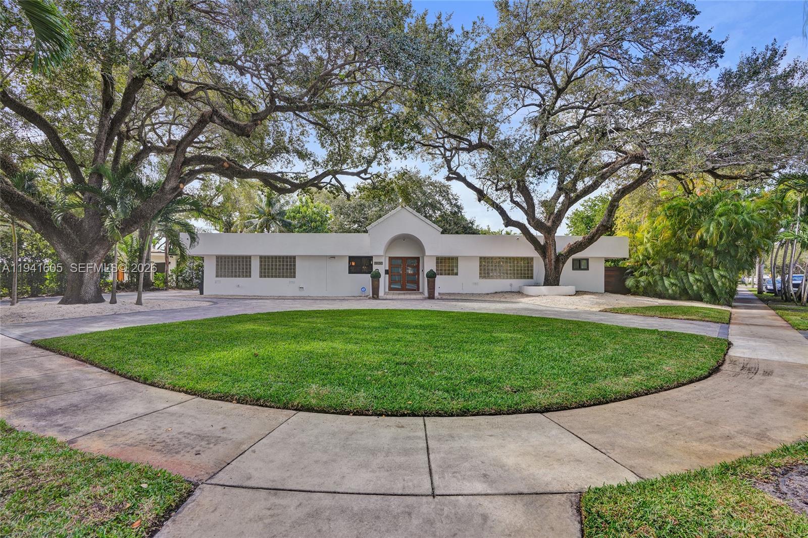 SKY LAKE - Residential