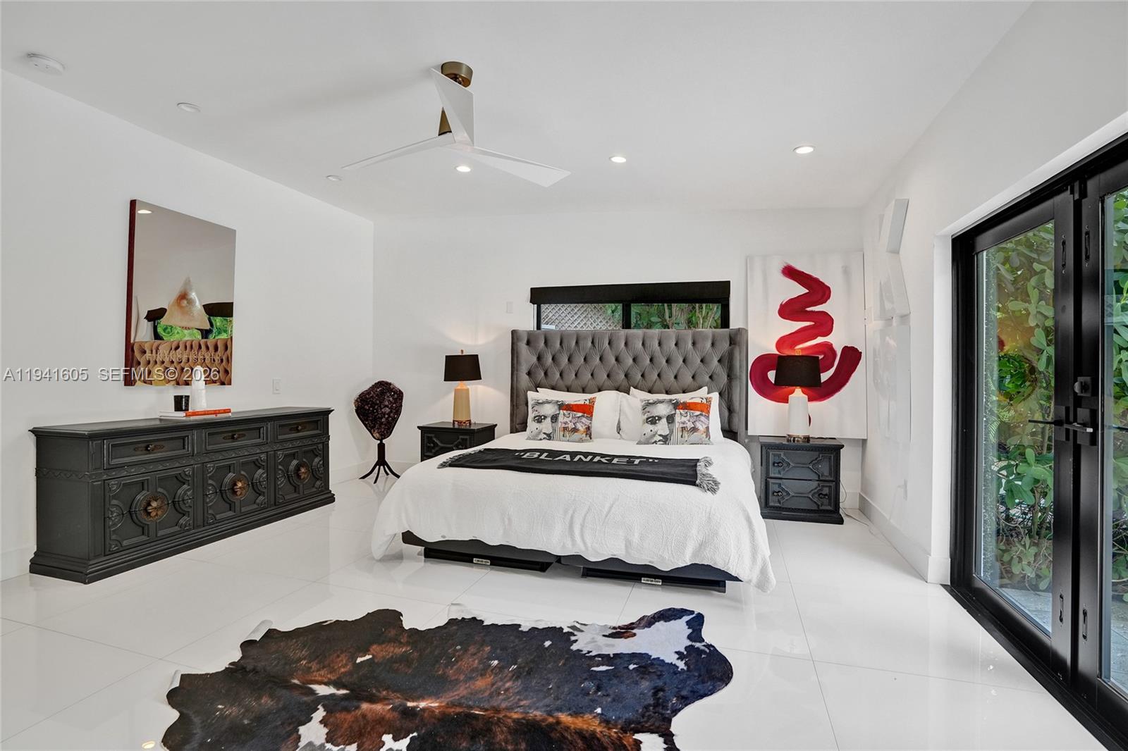 SKY LAKE - Residential