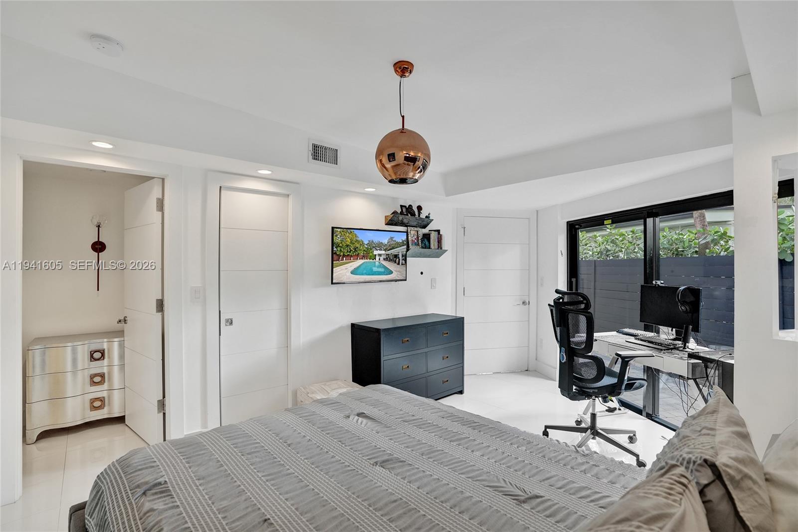 SKY LAKE - Residential