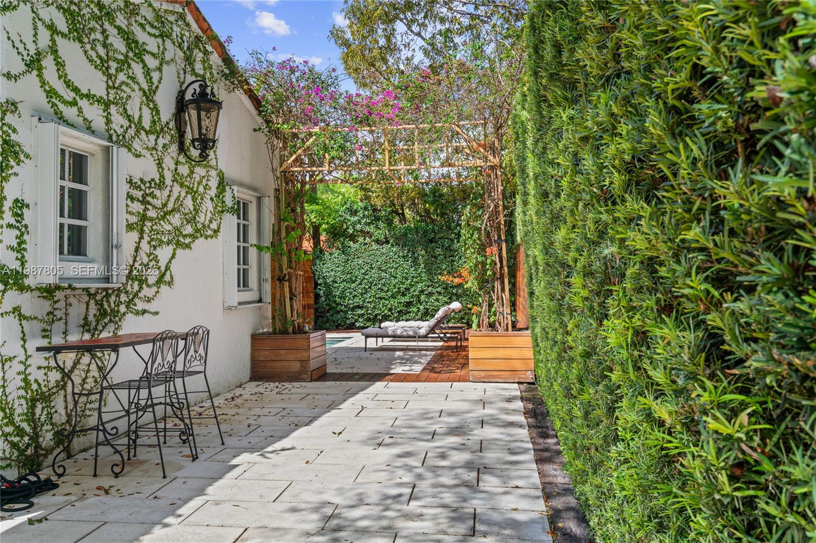 CORAL GABLES SEC B - Residential