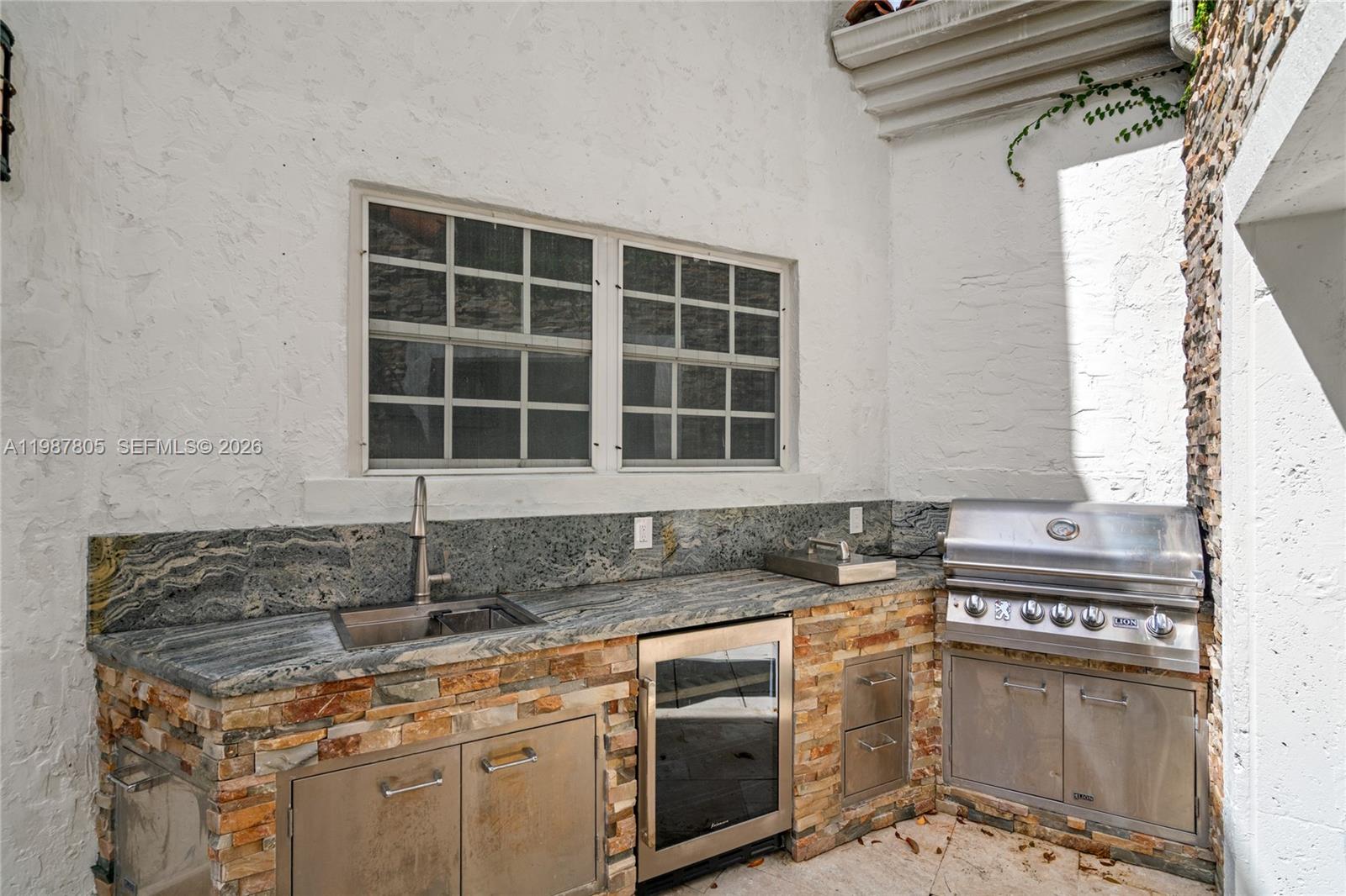 CORAL GABLES SEC B - Residential