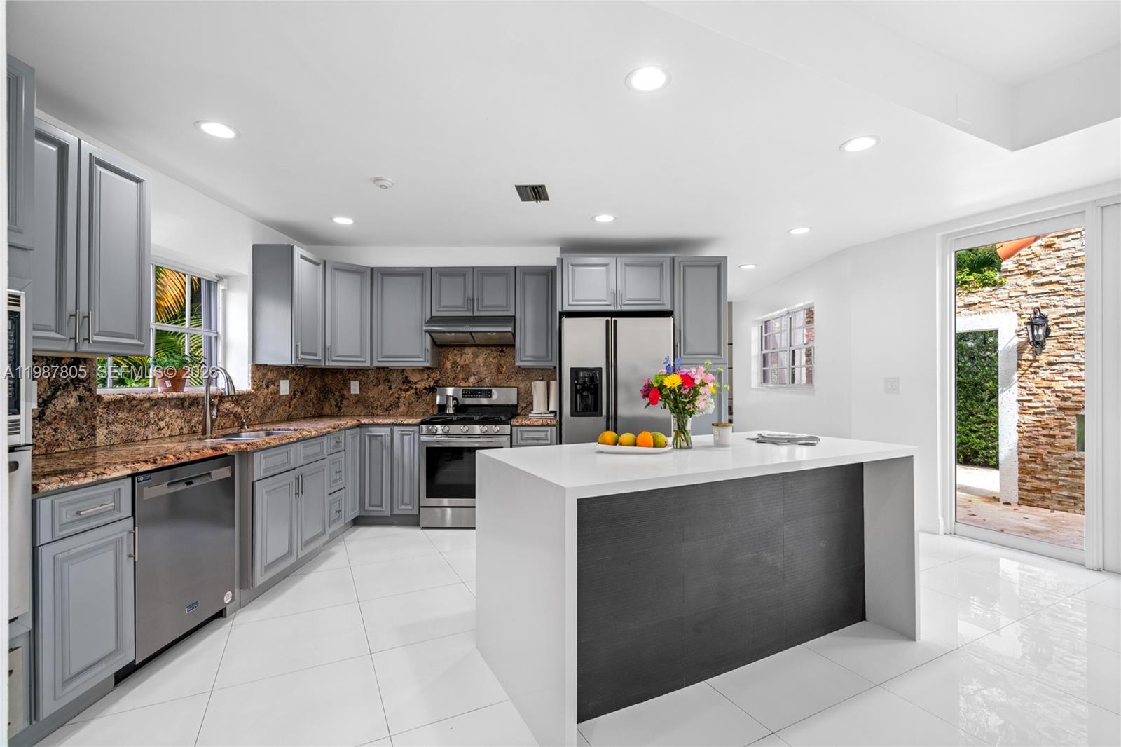 CORAL GABLES SEC B - Residential