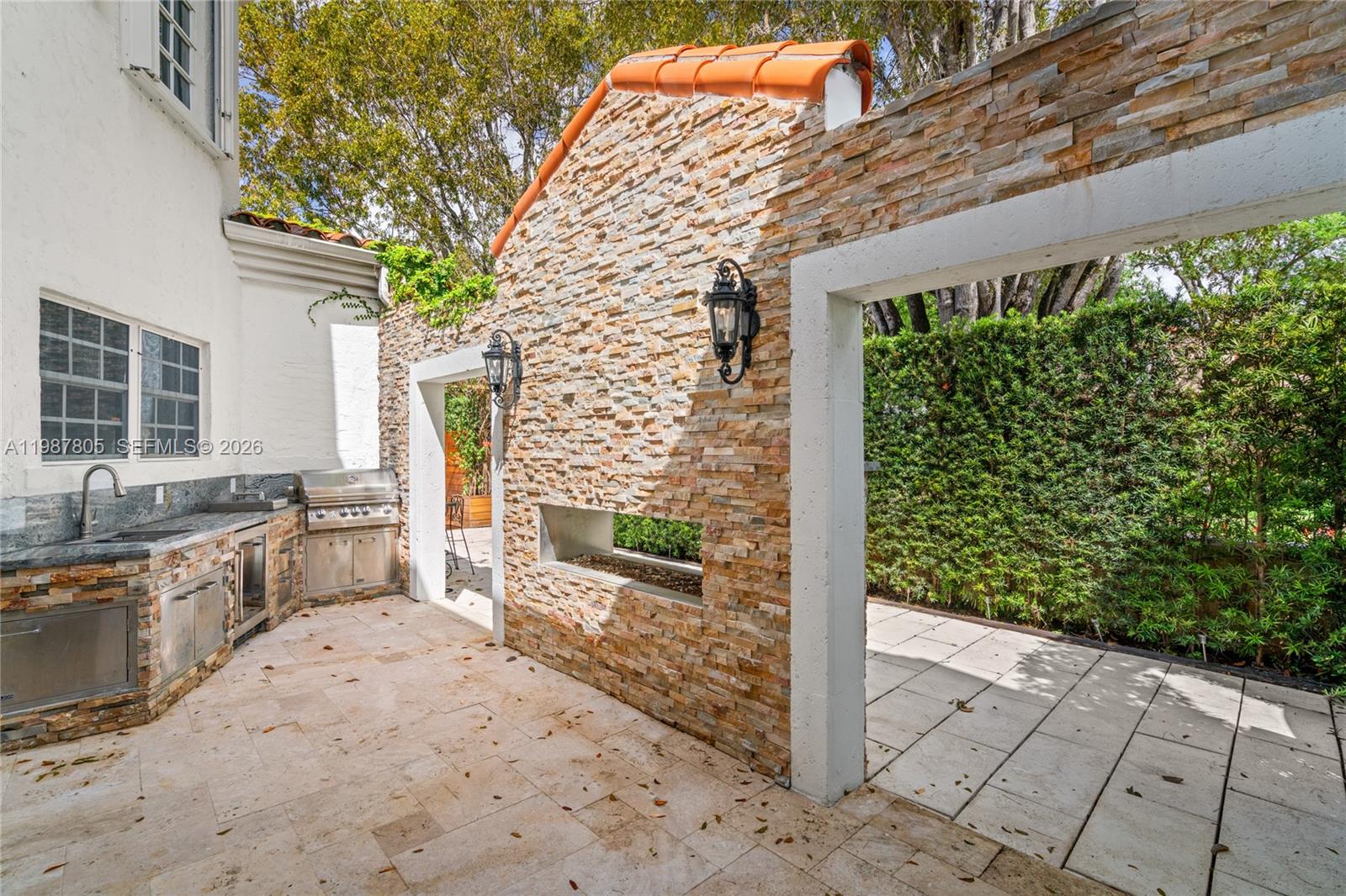 CORAL GABLES SEC B - Residential