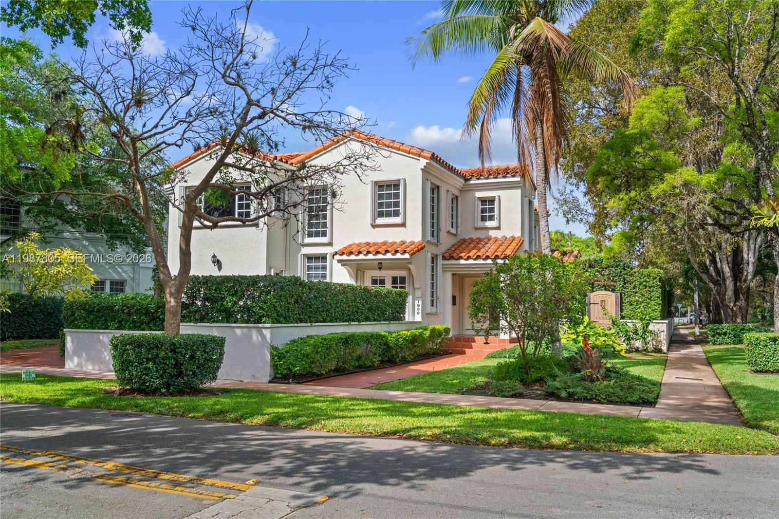 CORAL GABLES SEC B - Residential