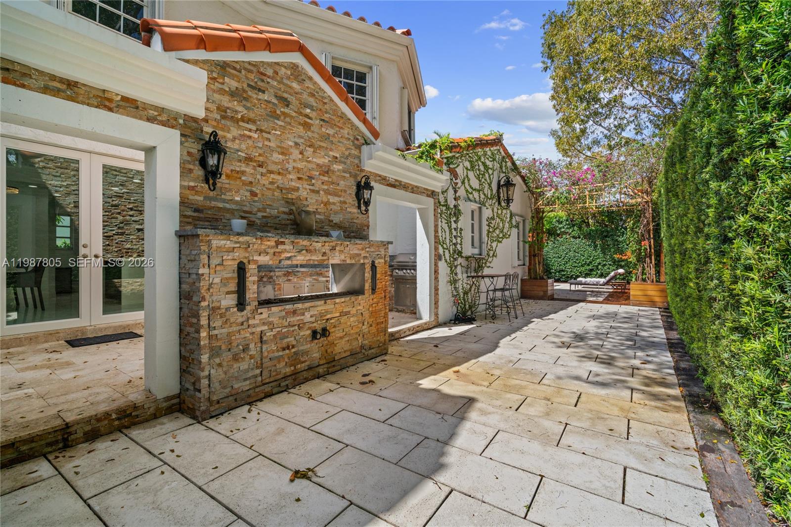 CORAL GABLES SEC B - Residential