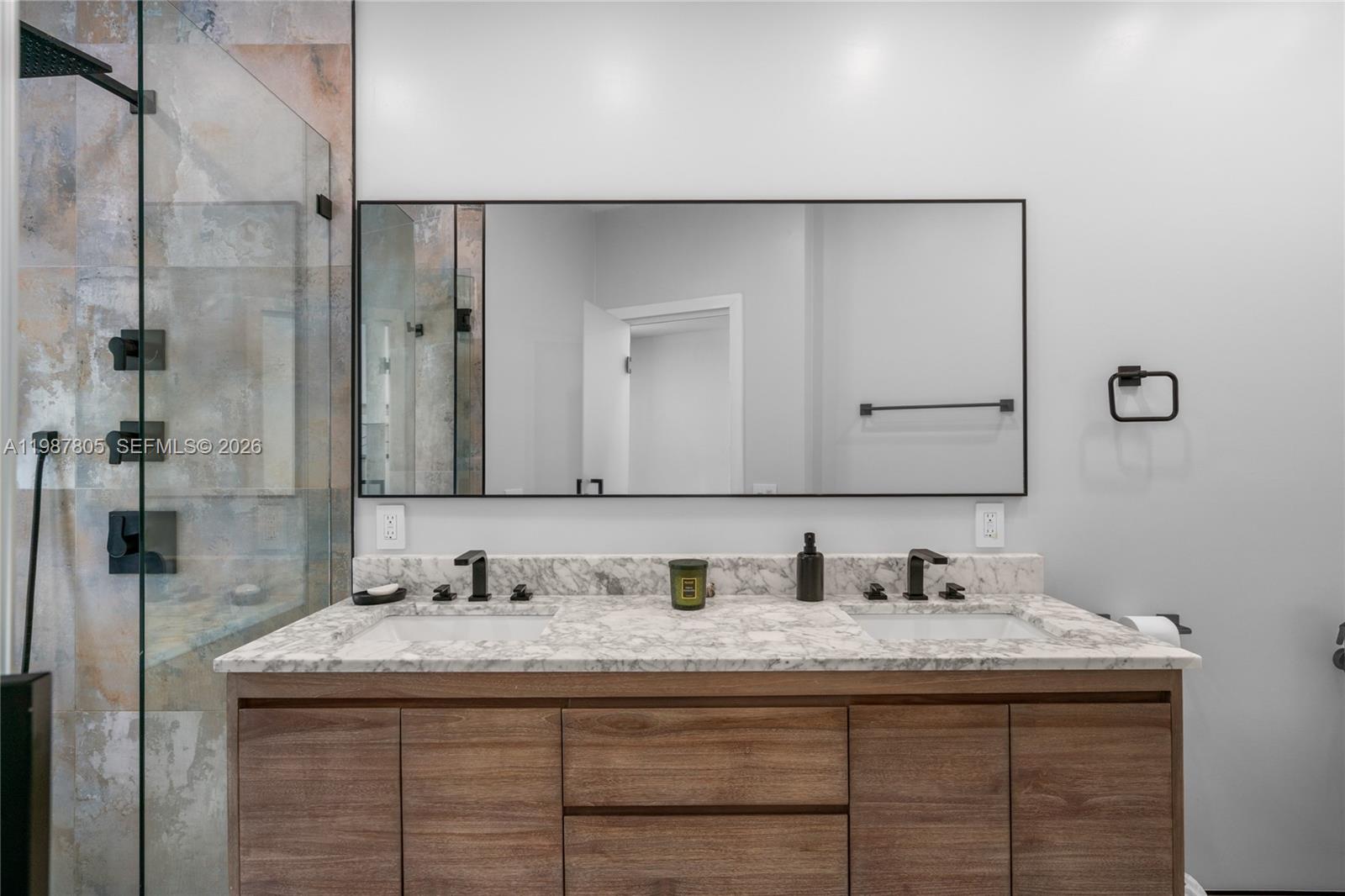 CORAL GABLES SEC B - Residential