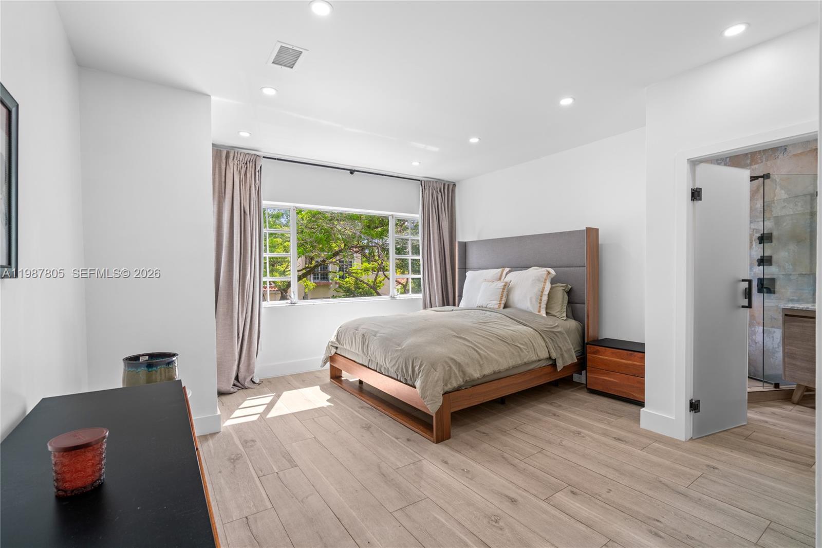 CORAL GABLES SEC B - Residential