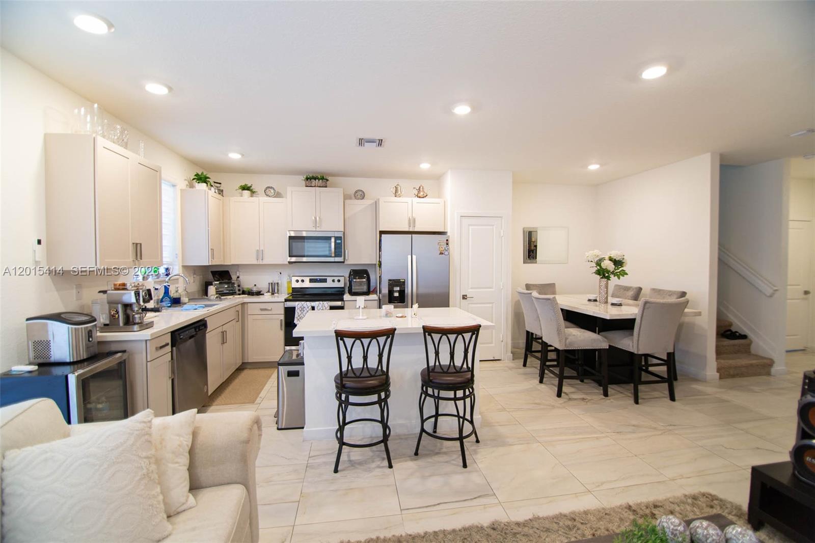 TOWNS AT SEASCAPE - Residential