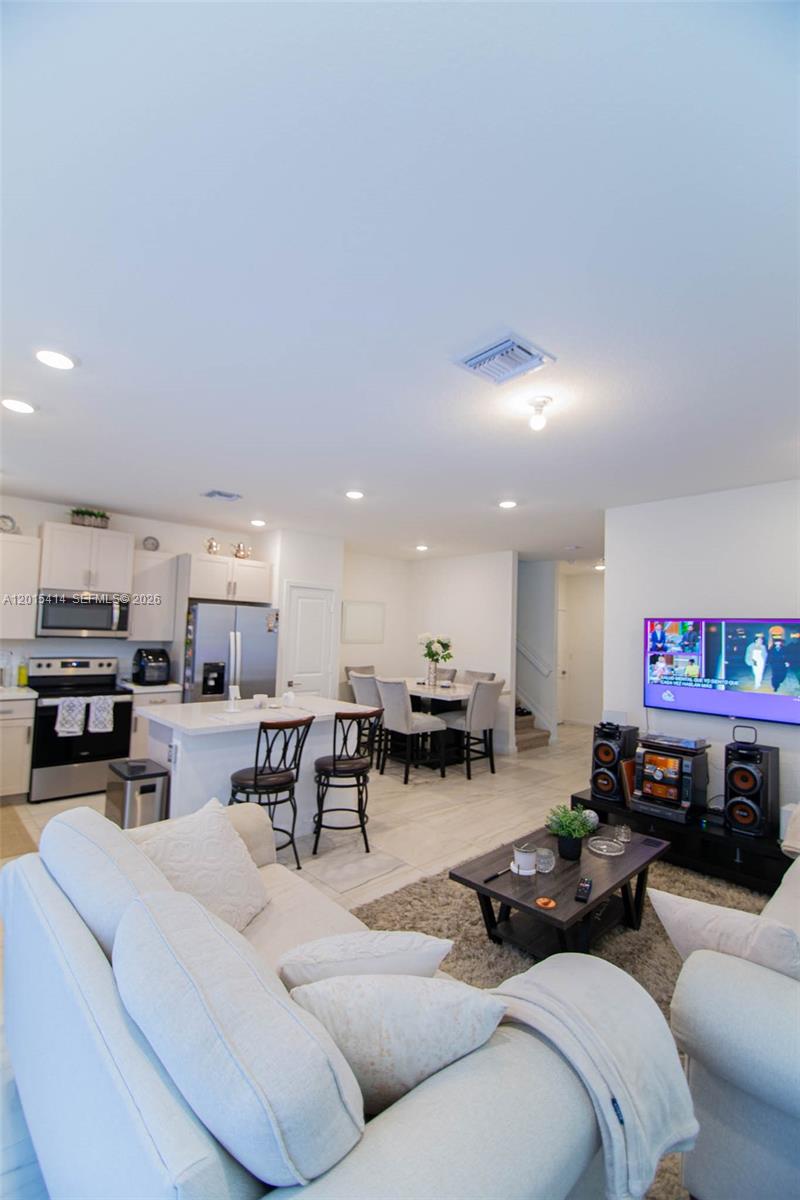 TOWNS AT SEASCAPE - Residential
