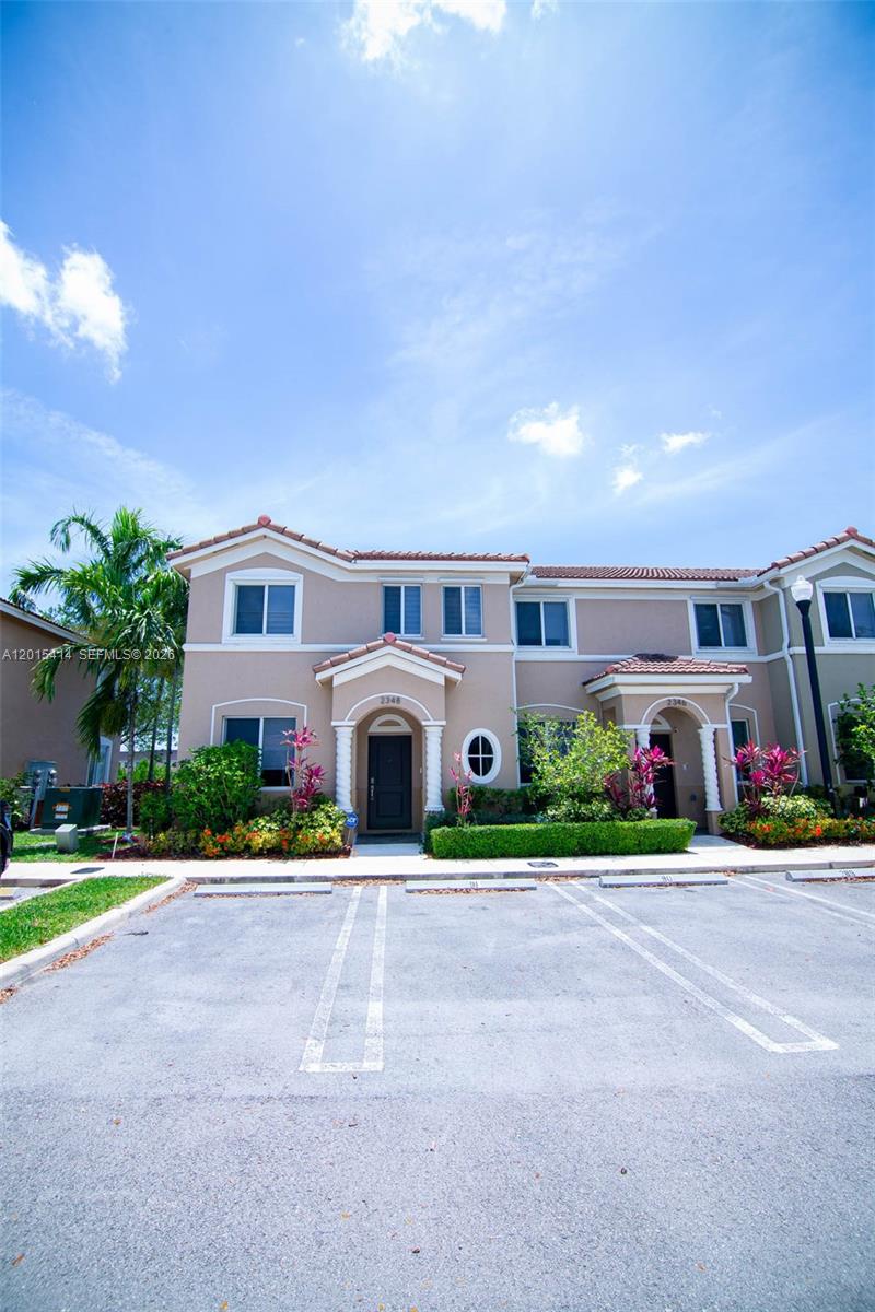TOWNS AT SEASCAPE - Residential