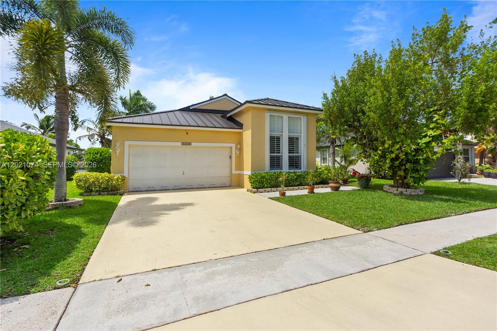 16350 SW 11th St