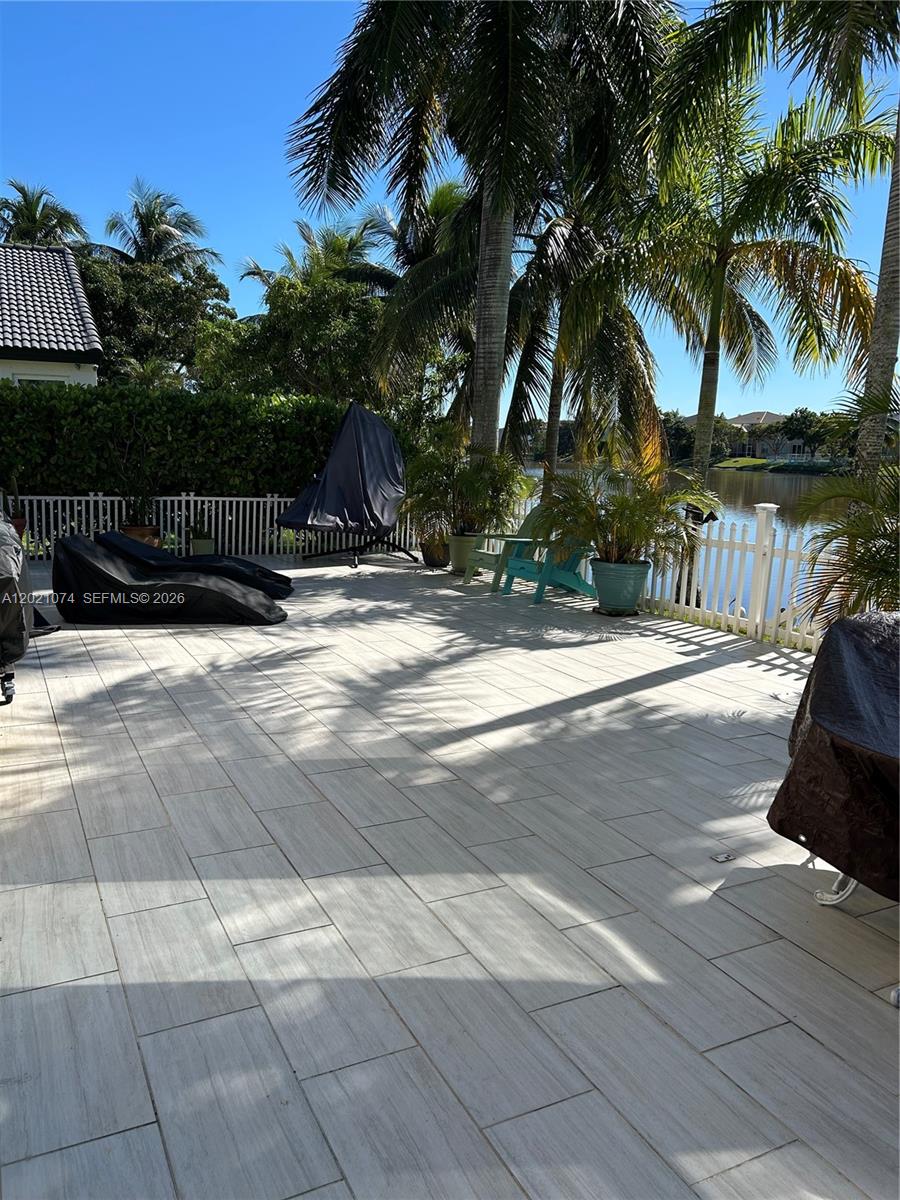 HEFTLER HOMES AT PEMBROKE - Residential