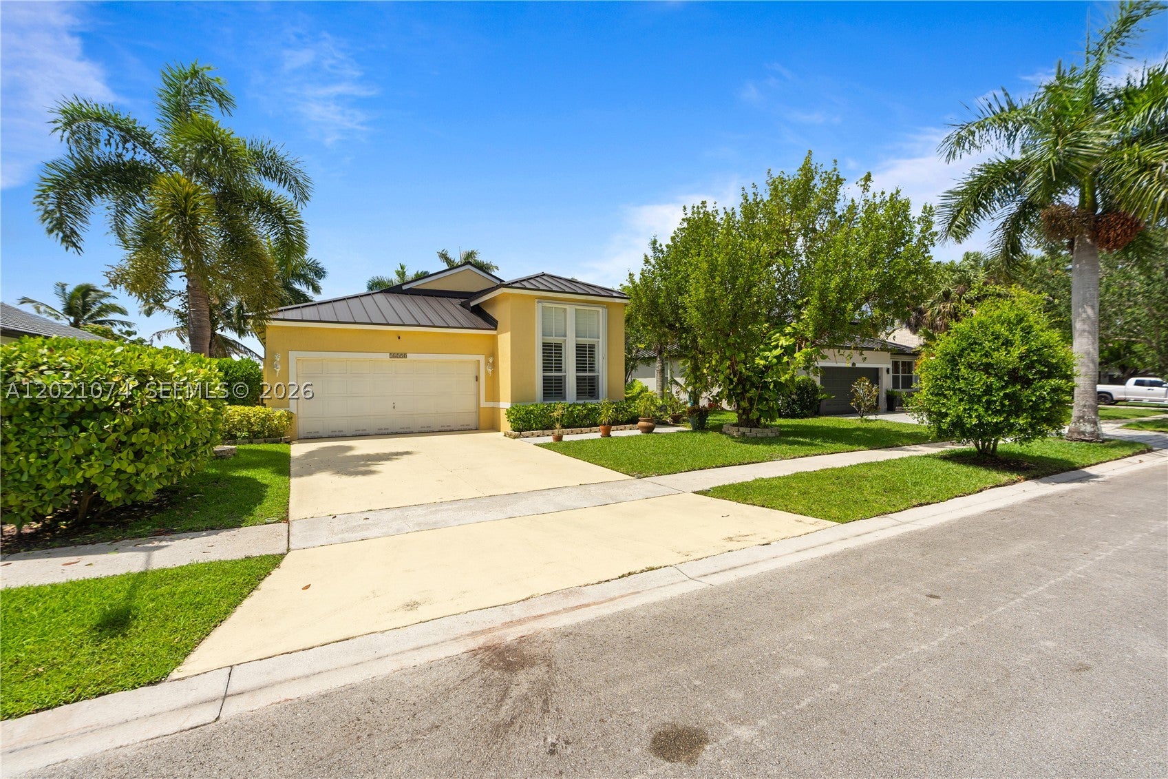 16350 SW 11th St