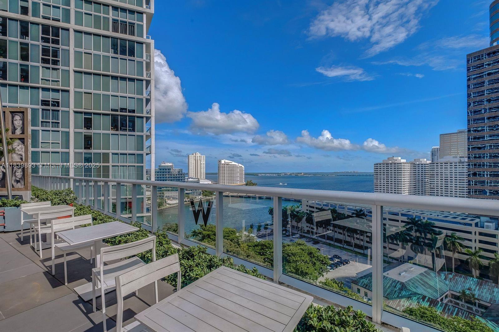 ICON BRICKELL CONDO NO 3 - Residential