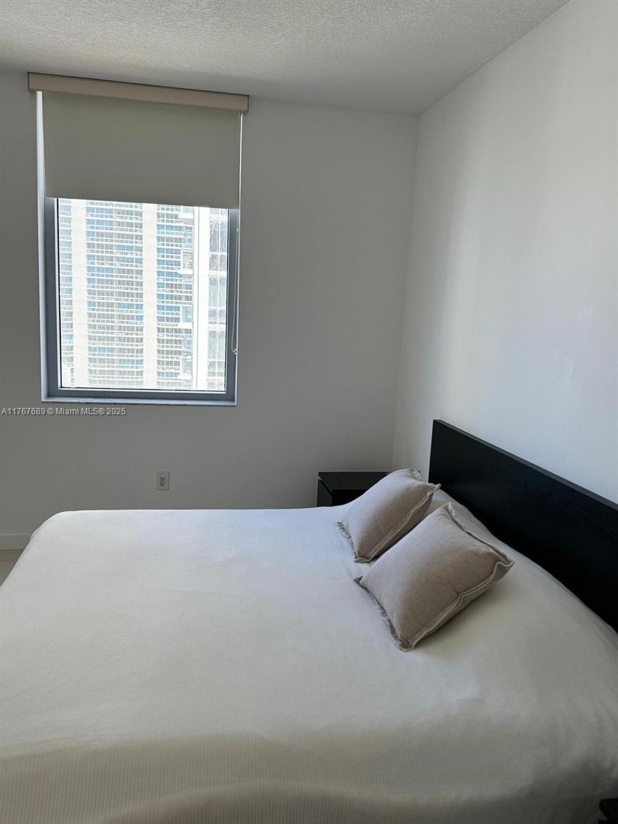 1050 Brickell Ave 2908