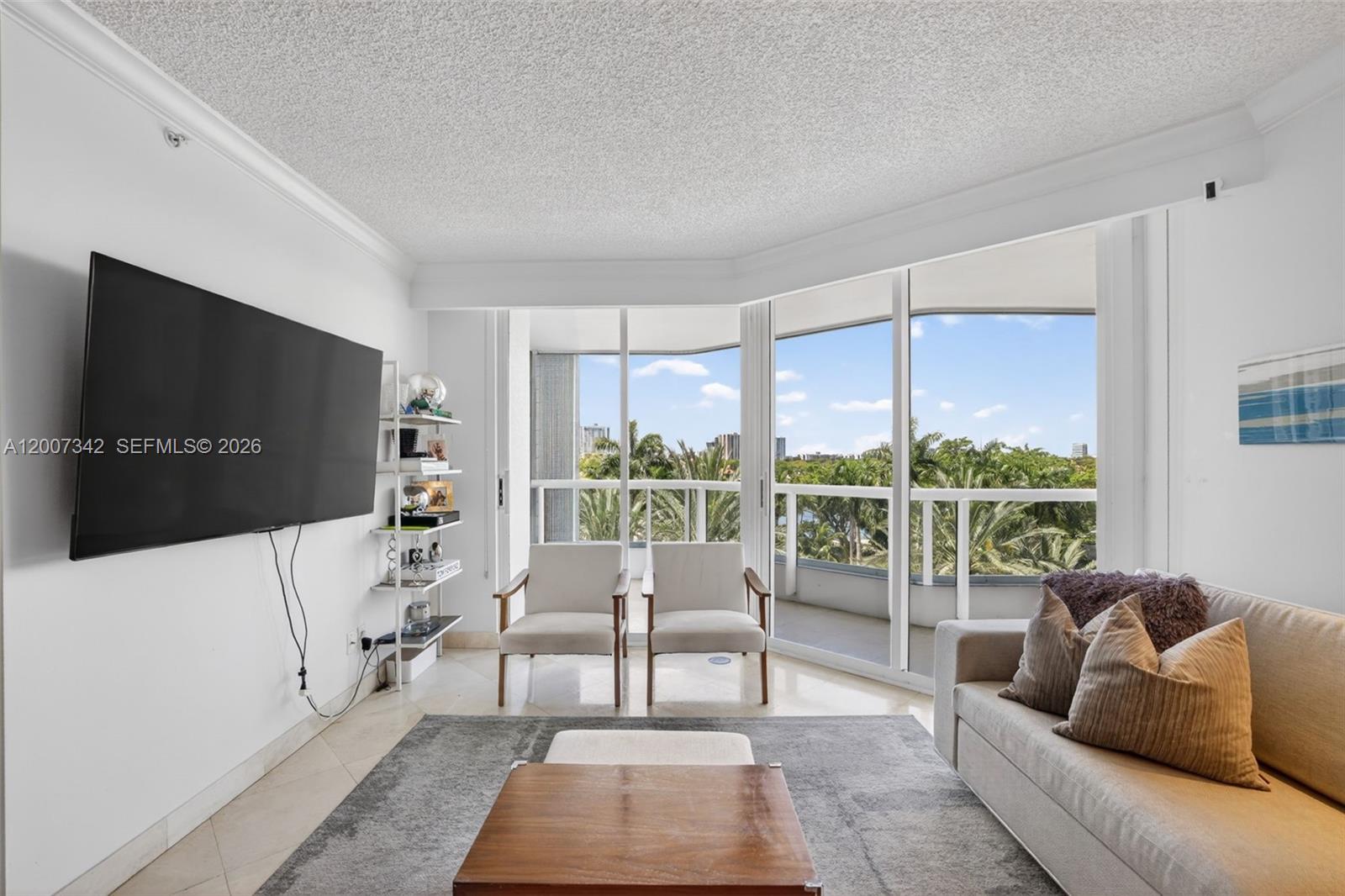 21205 Yacht Club Dr 605
