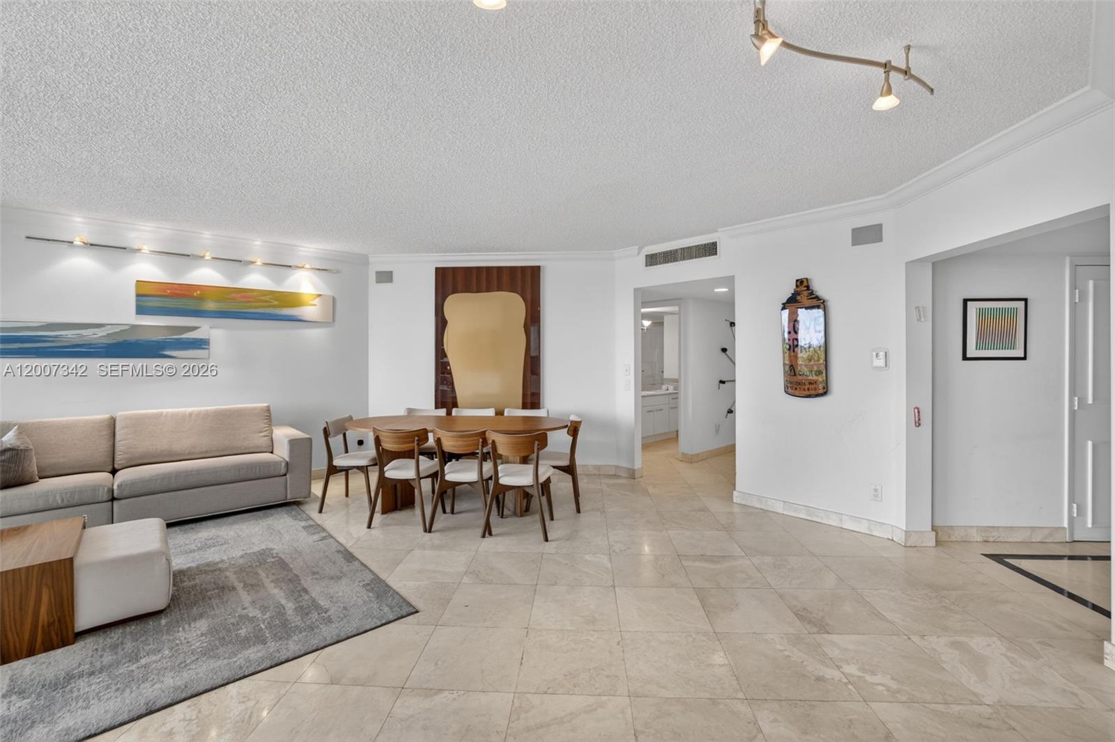 NORTH TOWER AT THE POINT - Residential